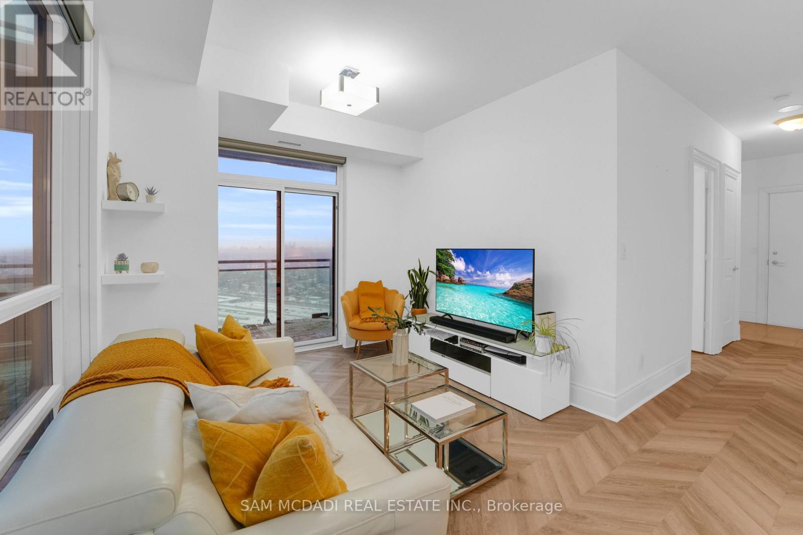 Ph1 - 16 Brookers Lane, Toronto, ON - Indoor