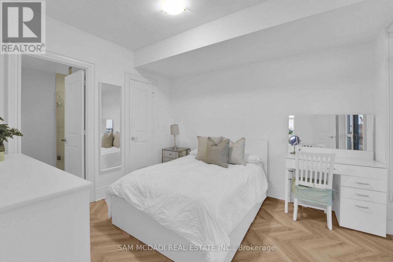 Ph1 - 16 Brookers Lane, Toronto, ON - Indoor Photo Showing Bedroom