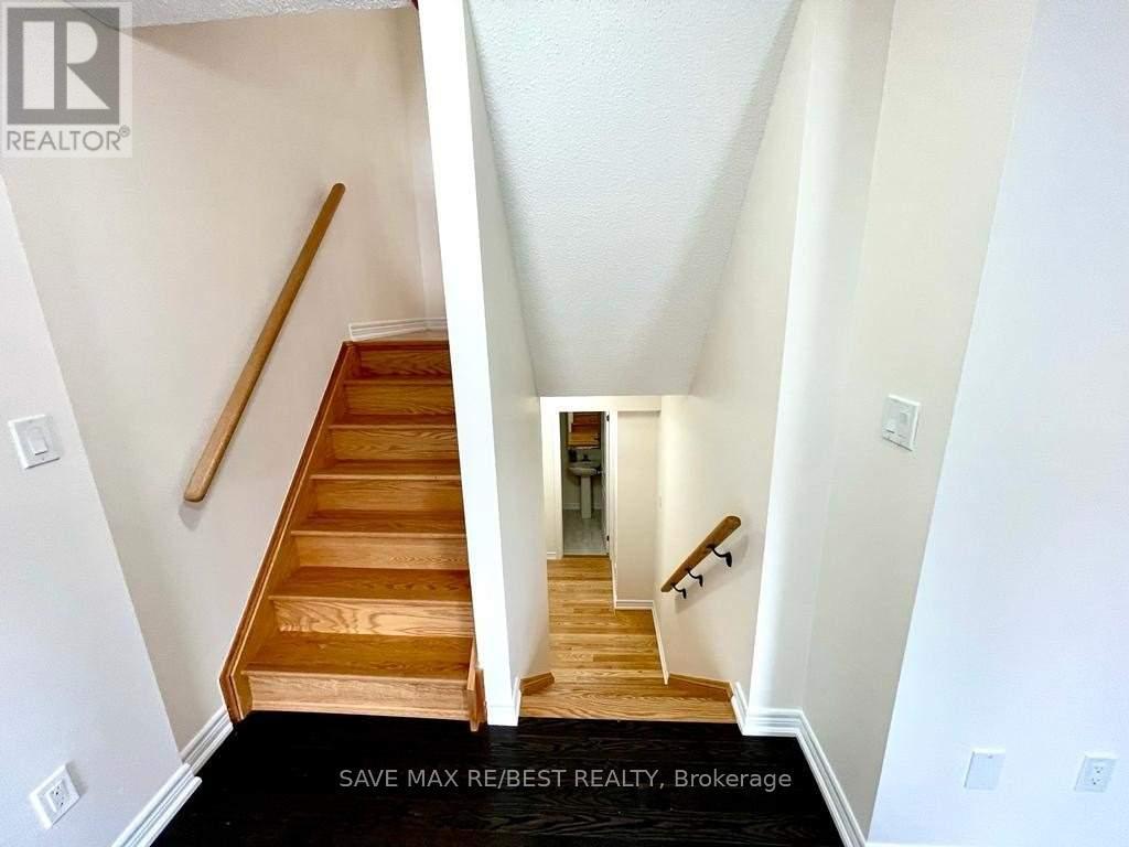 12 Aspen Hill Road, Brampton, ON - Indoor Photo Showing Other Room