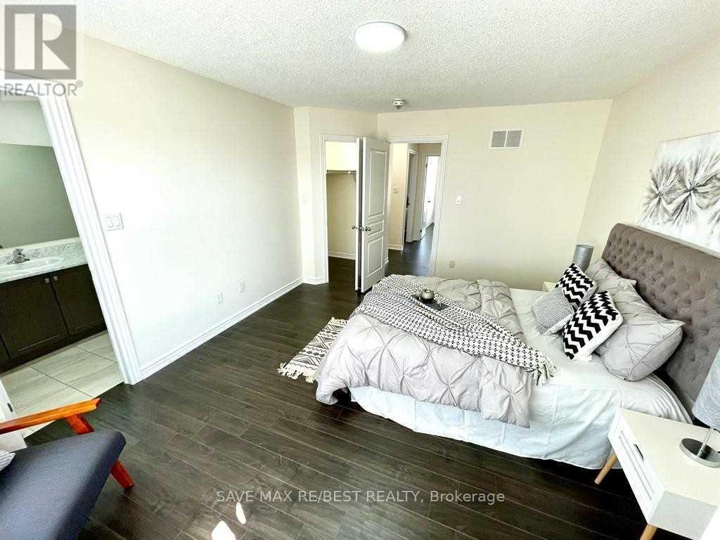 12 Aspen Hill Road, Brampton, ON - Indoor Photo Showing Bedroom