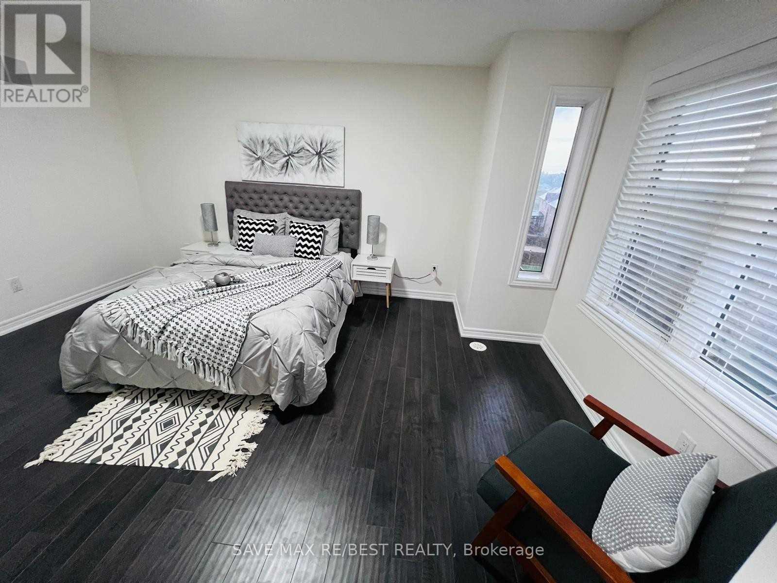 12 Aspen Hill Road, Brampton, ON - Indoor Photo Showing Bedroom