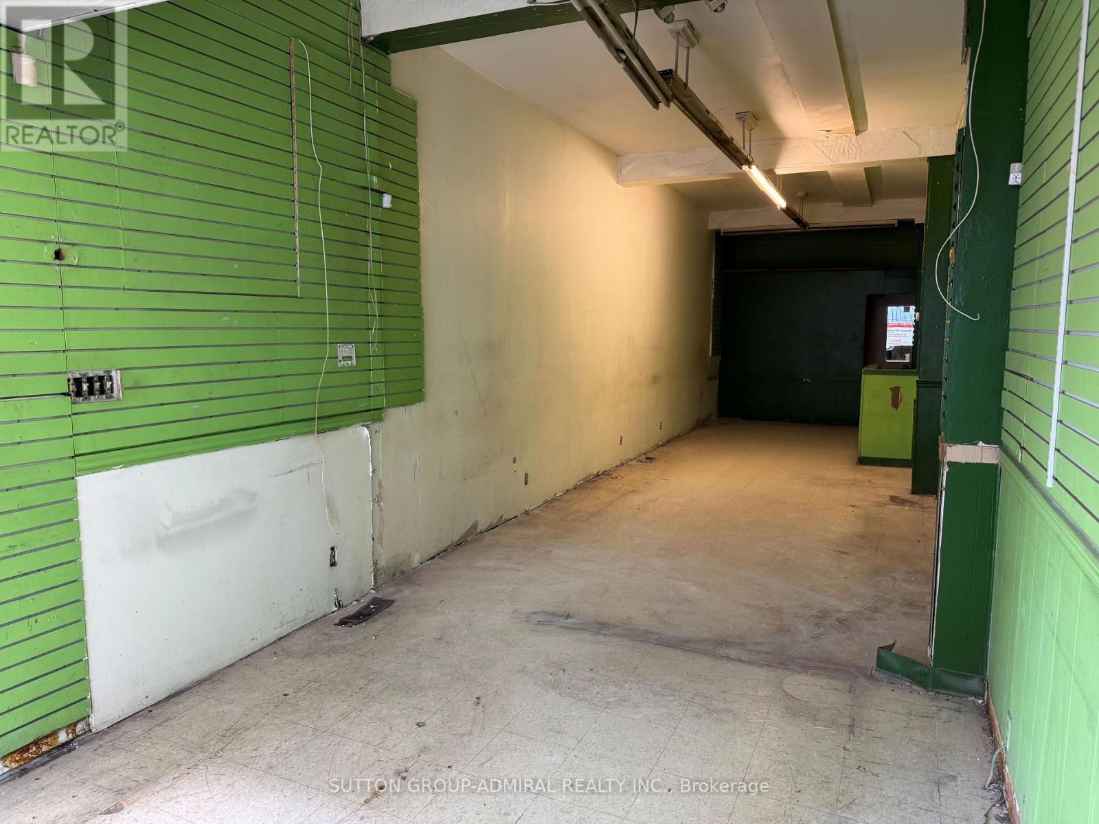 1602 Eglinton Avenue W, Toronto, ON