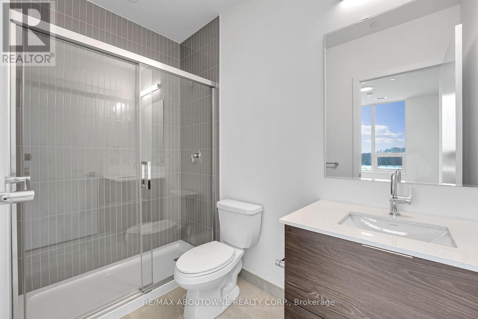 623 - 2501 Saw Whet Boulevard, Oakville, ON - Indoor Photo Showing Bathroom