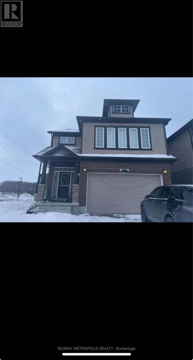 Upper - 265 Woodbine Avenue, Kitchener, ON - Outdoor