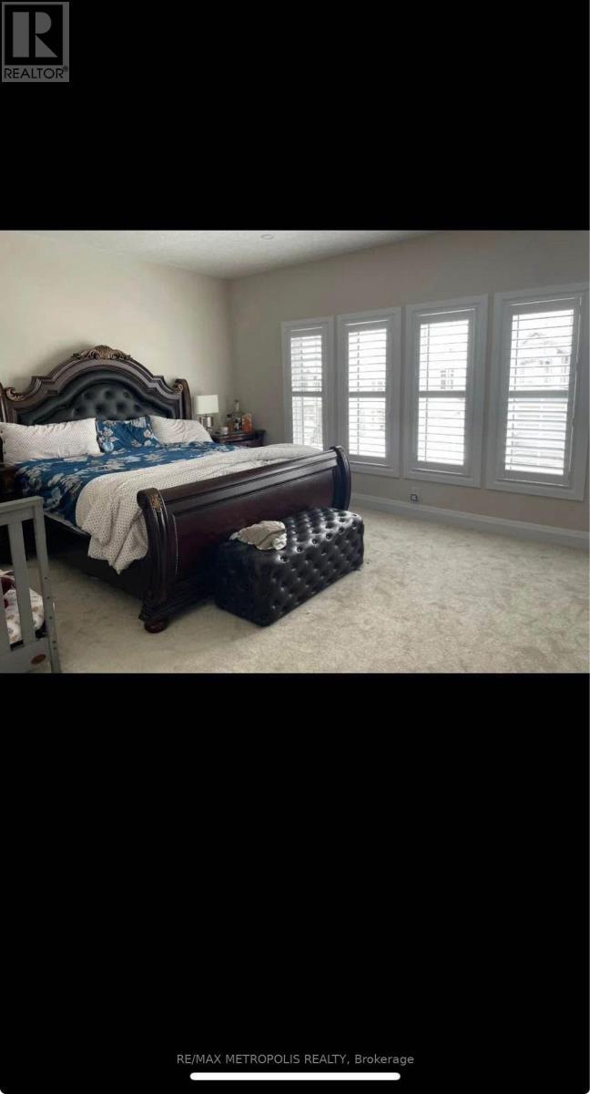 Upper - 265 Woodbine Avenue, Kitchener, ON - Indoor Photo Showing Bedroom