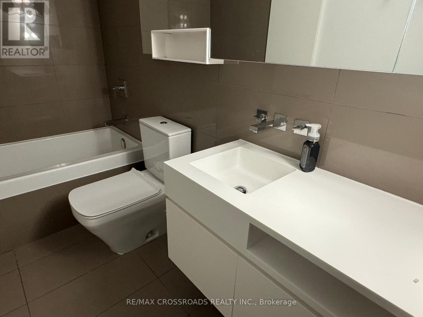 501 - 45 Charles Street E, Toronto, ON - Indoor Photo Showing Bathroom