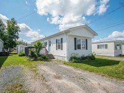 2 Cocoa Street Dartmouth, NS B2W 4W5