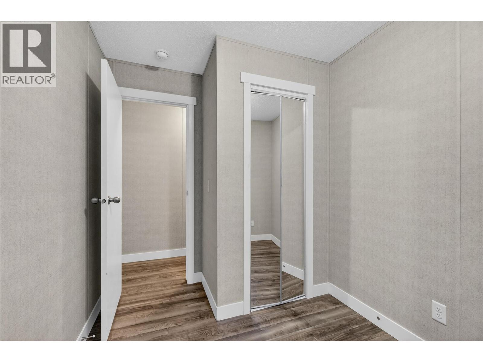 3277 Loschinski Road, Revelstoke, BC