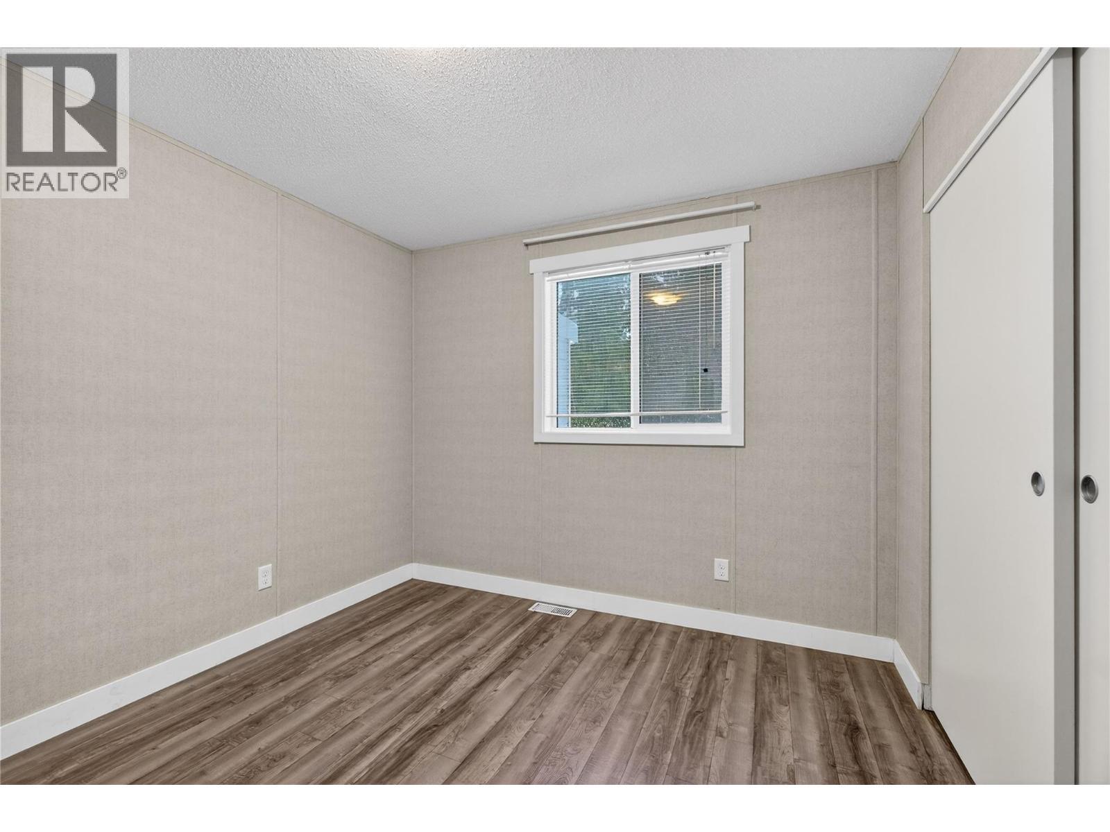 3277 Loschinski Road, Revelstoke, BC