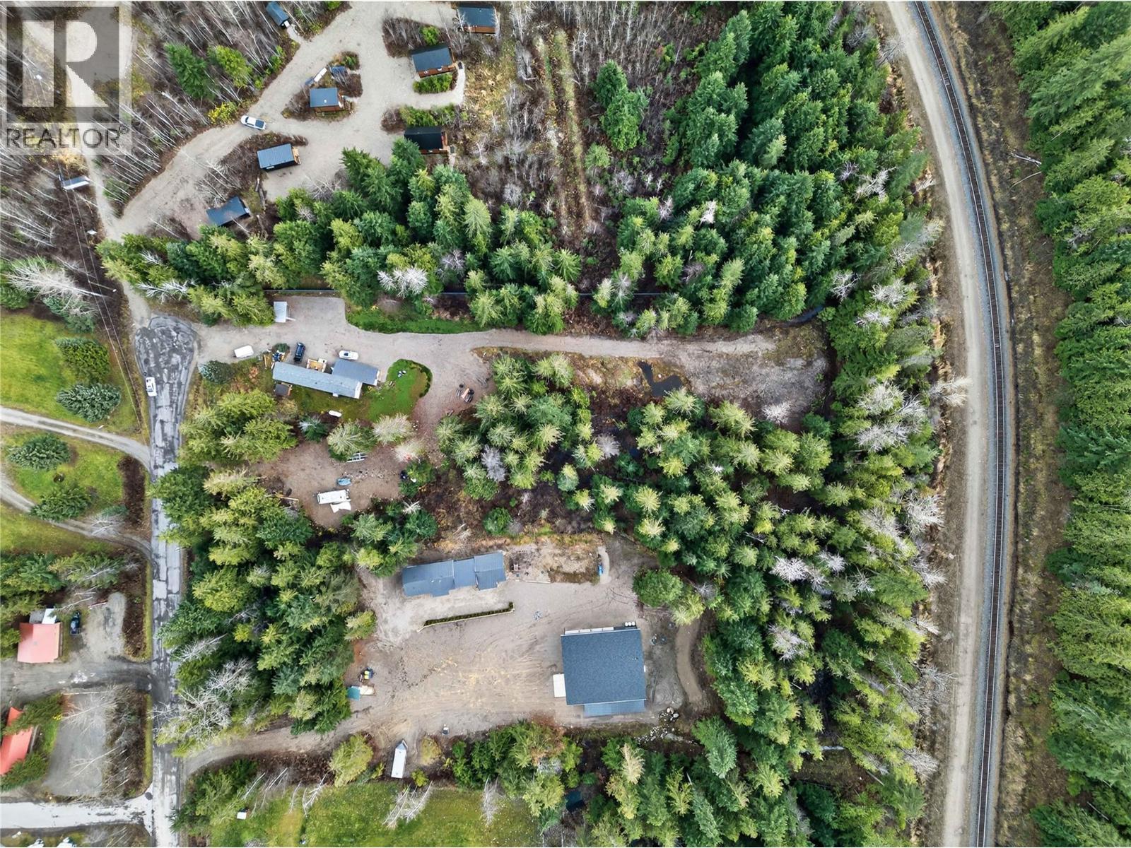 3277 Loschinski Road, Revelstoke, BC