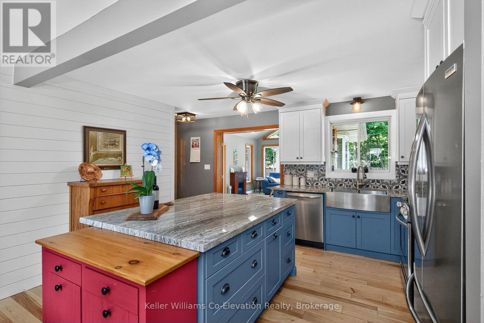 16 Mundy Avenue, Tiny, ON - Indoor Photo Showing Kitchen With Double Sink