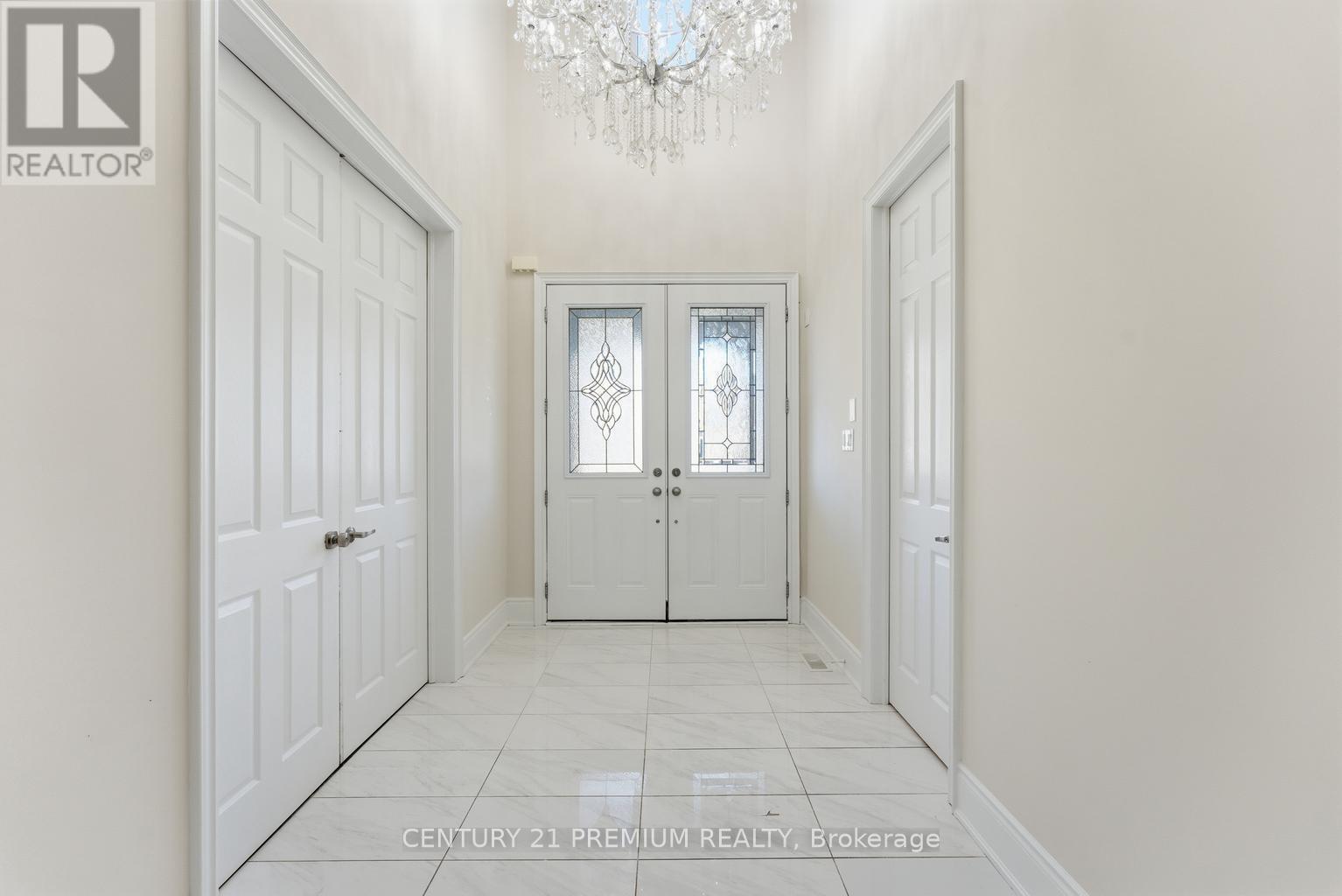 18 Landview Road, Brampton, ON - Indoor Photo Showing Other Room