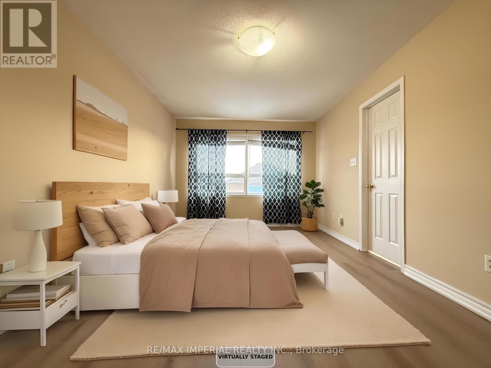 5640 Stella Lane, Burlington, ON - Indoor Photo Showing Bedroom