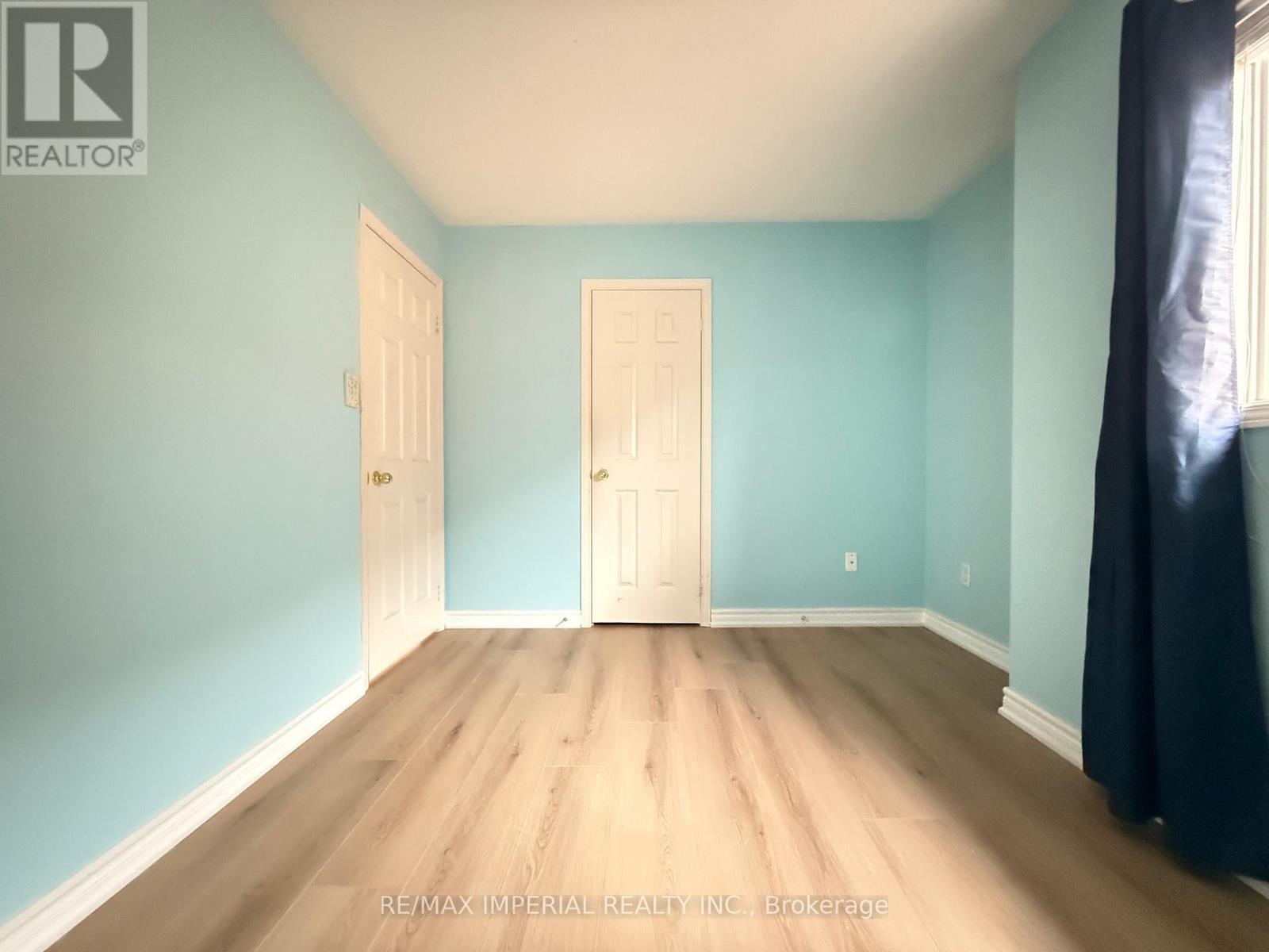 5640 Stella Lane, Burlington, ON - Indoor Photo Showing Other Room