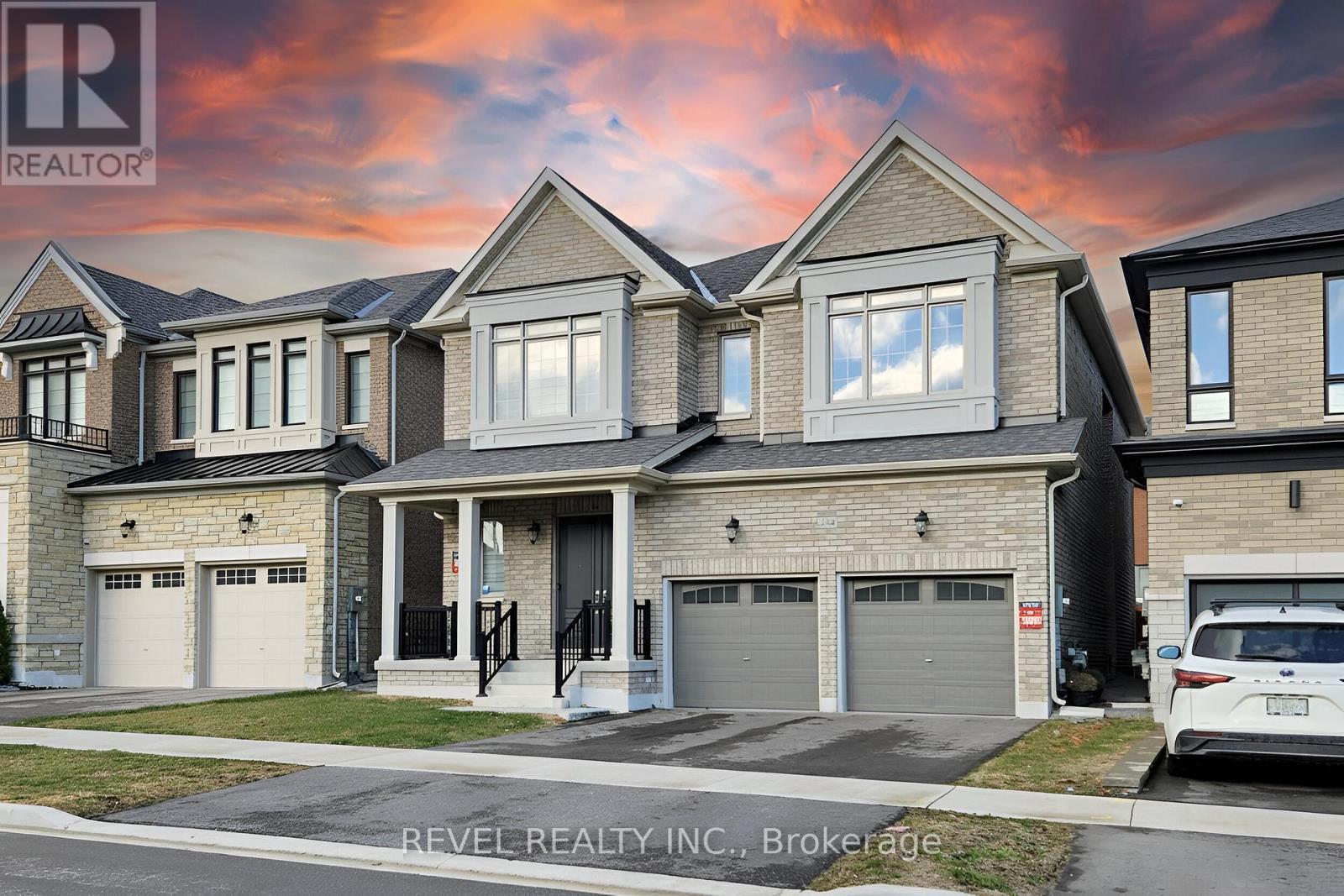 234 Wesmina Avenue, Whitchurch-Stouffville (Stouffville), ON - Outdoor With Facade