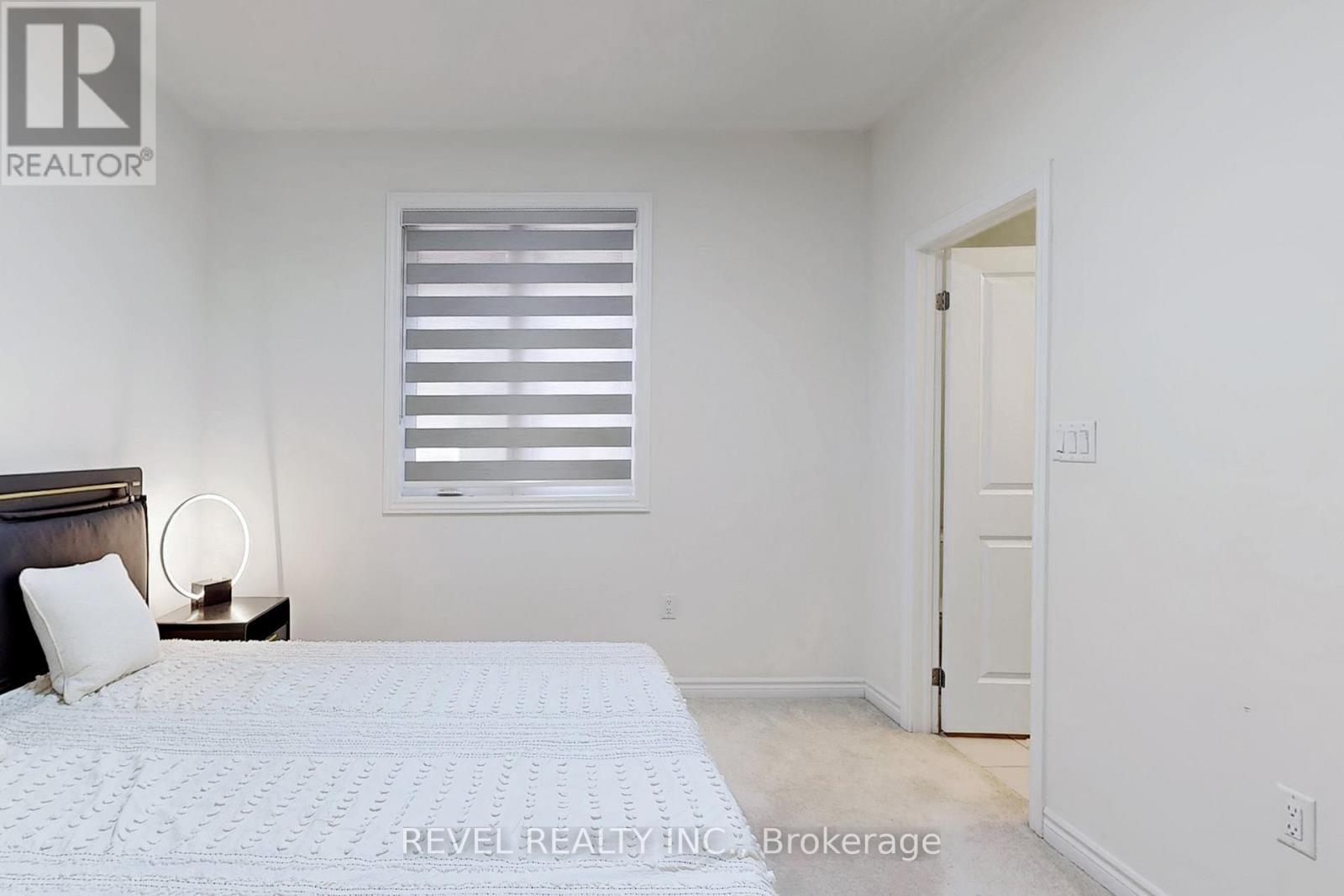 234 Wesmina Avenue, Whitchurch-Stouffville (Stouffville), ON - Indoor Photo Showing Bedroom