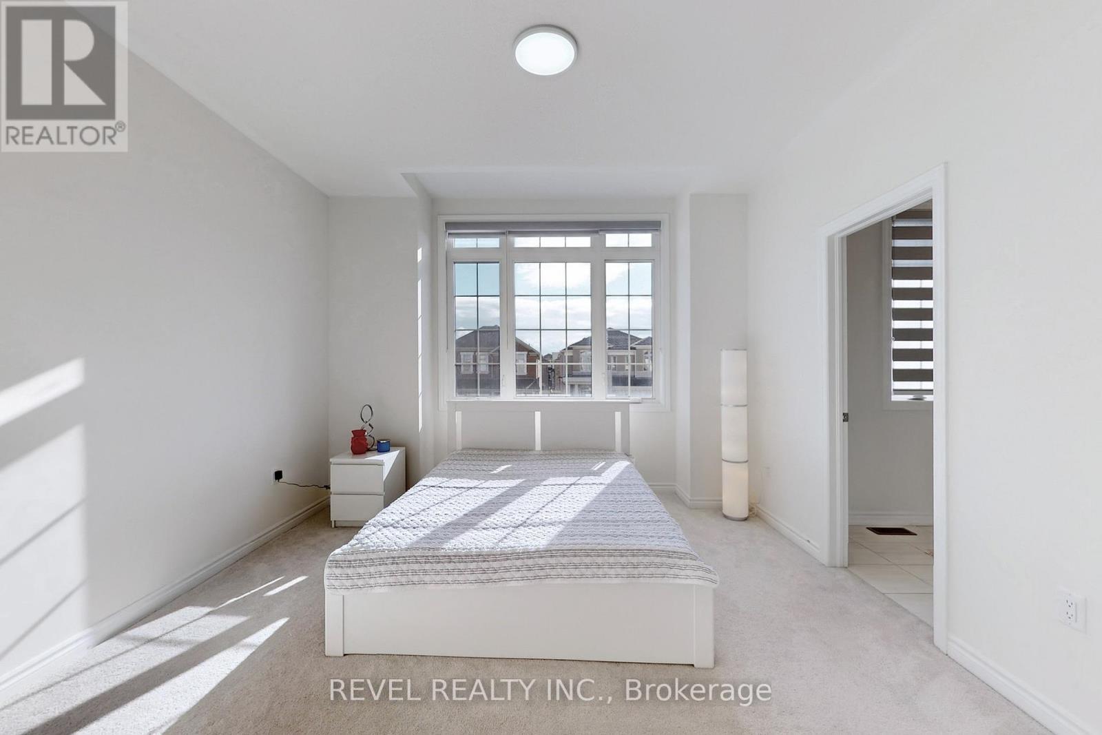 234 Wesmina Avenue, Whitchurch-Stouffville (Stouffville), ON - Indoor Photo Showing Bedroom