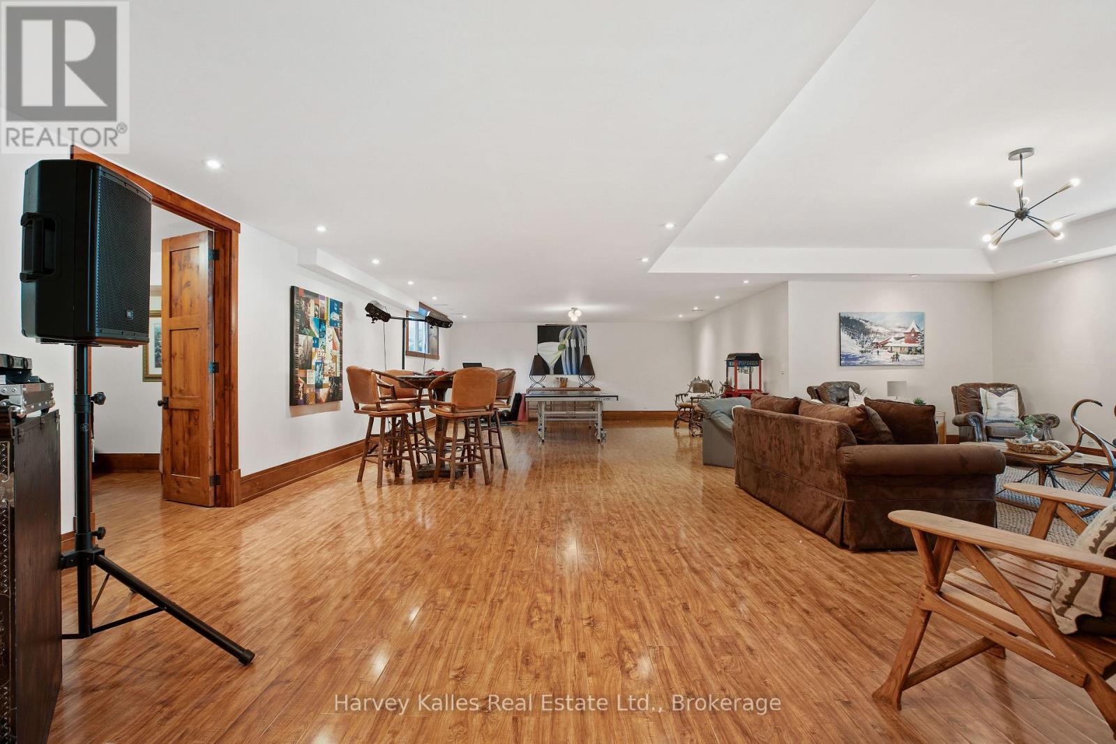 1074 Tally Ho Winter Park Road, Lake Of Bays (Sinclair), ON - Indoor