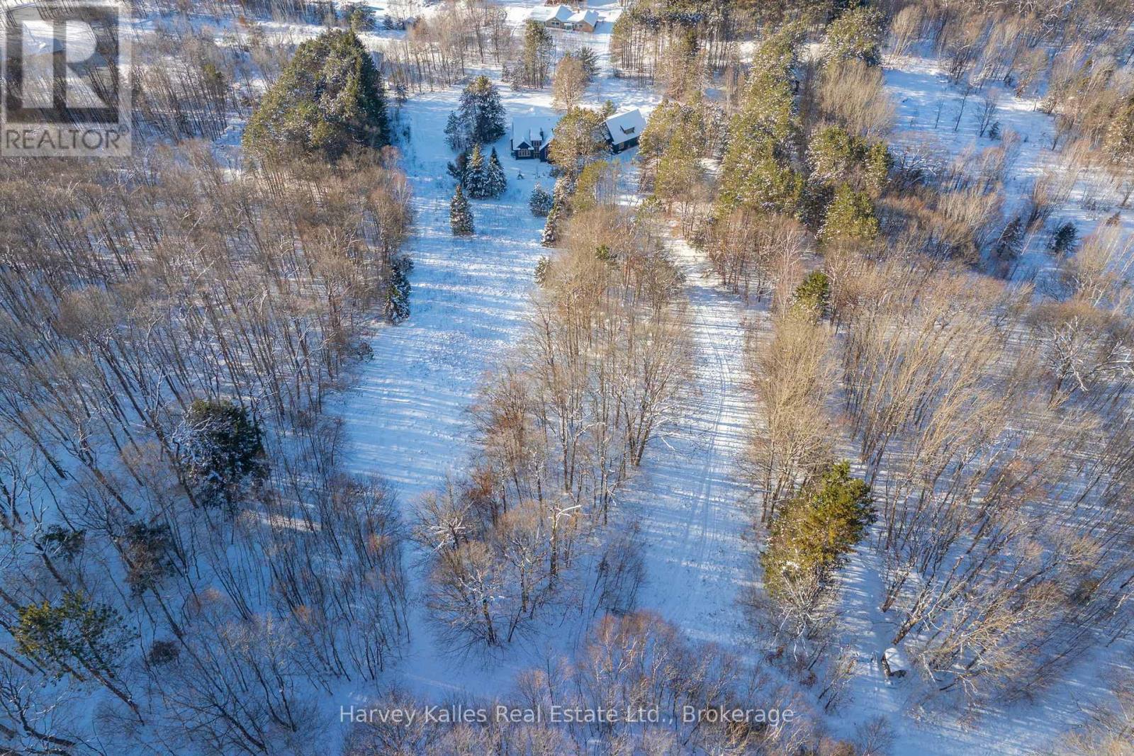1074 Tally Ho Winter Park Road, Lake Of Bays (Sinclair), ON - Outdoor With View