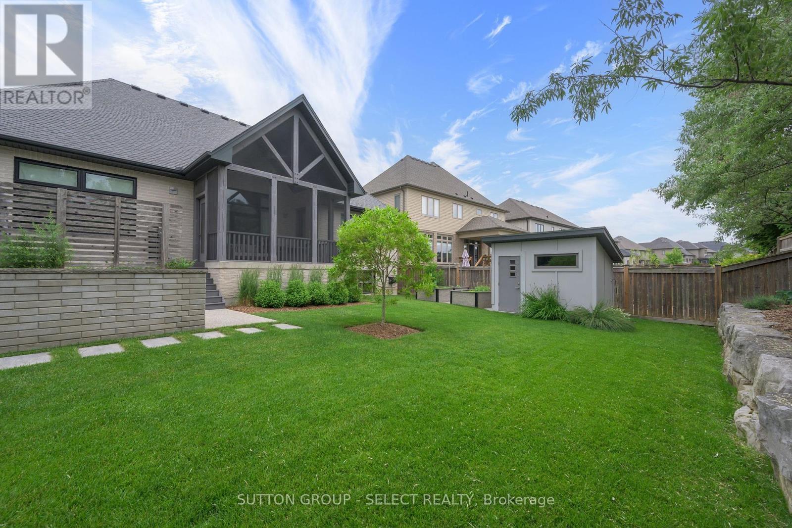 346 Bradwell Chase, London North (North R), ON - Outdoor