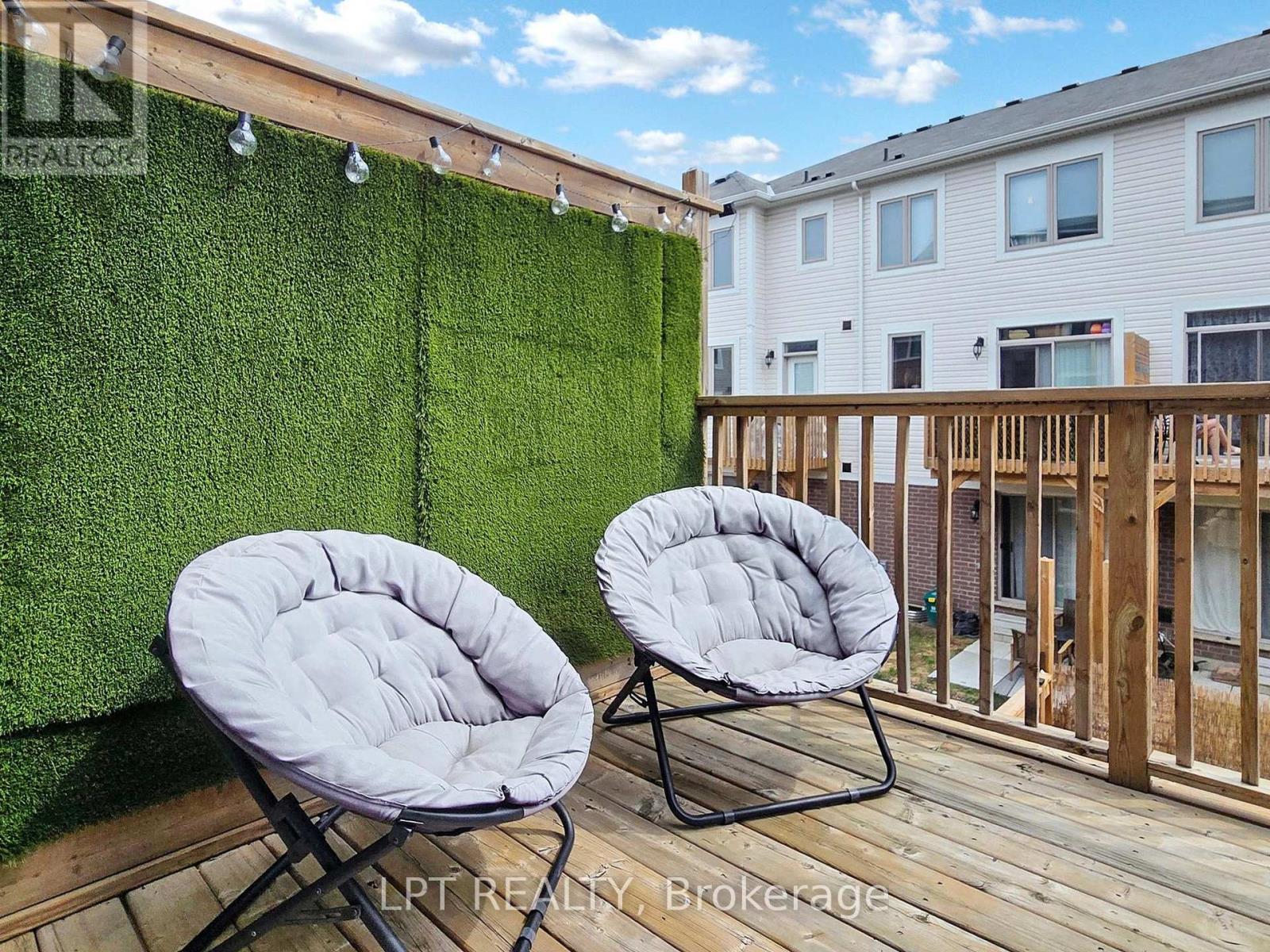 10 Snowberry Lane, Hamilton, ON - Outdoor With Deck Patio Veranda With Exterior