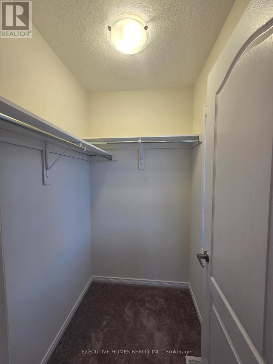 204 Maclachlan Avenue, Haldimand, ON - Indoor With Storage