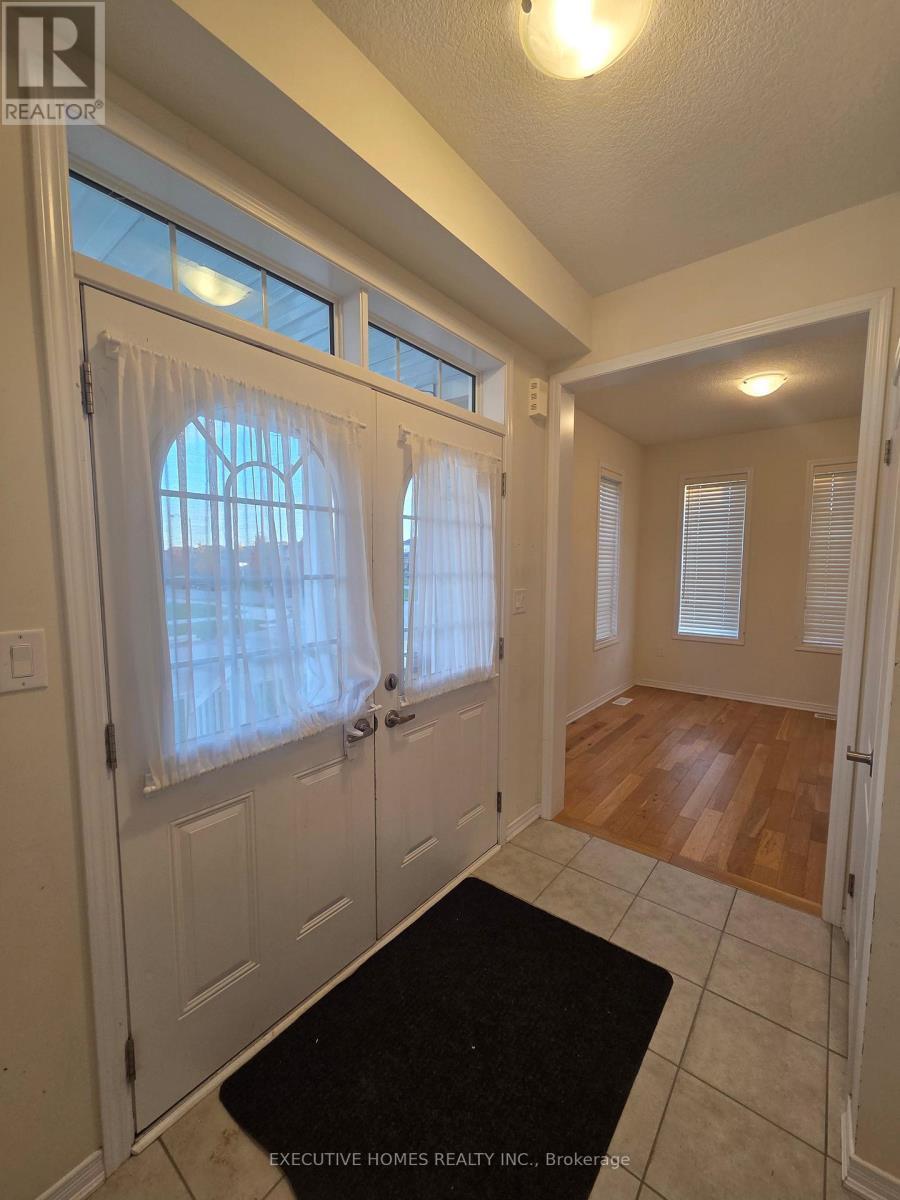 204 Maclachlan Avenue, Haldimand, ON - Indoor Photo Showing Other Room