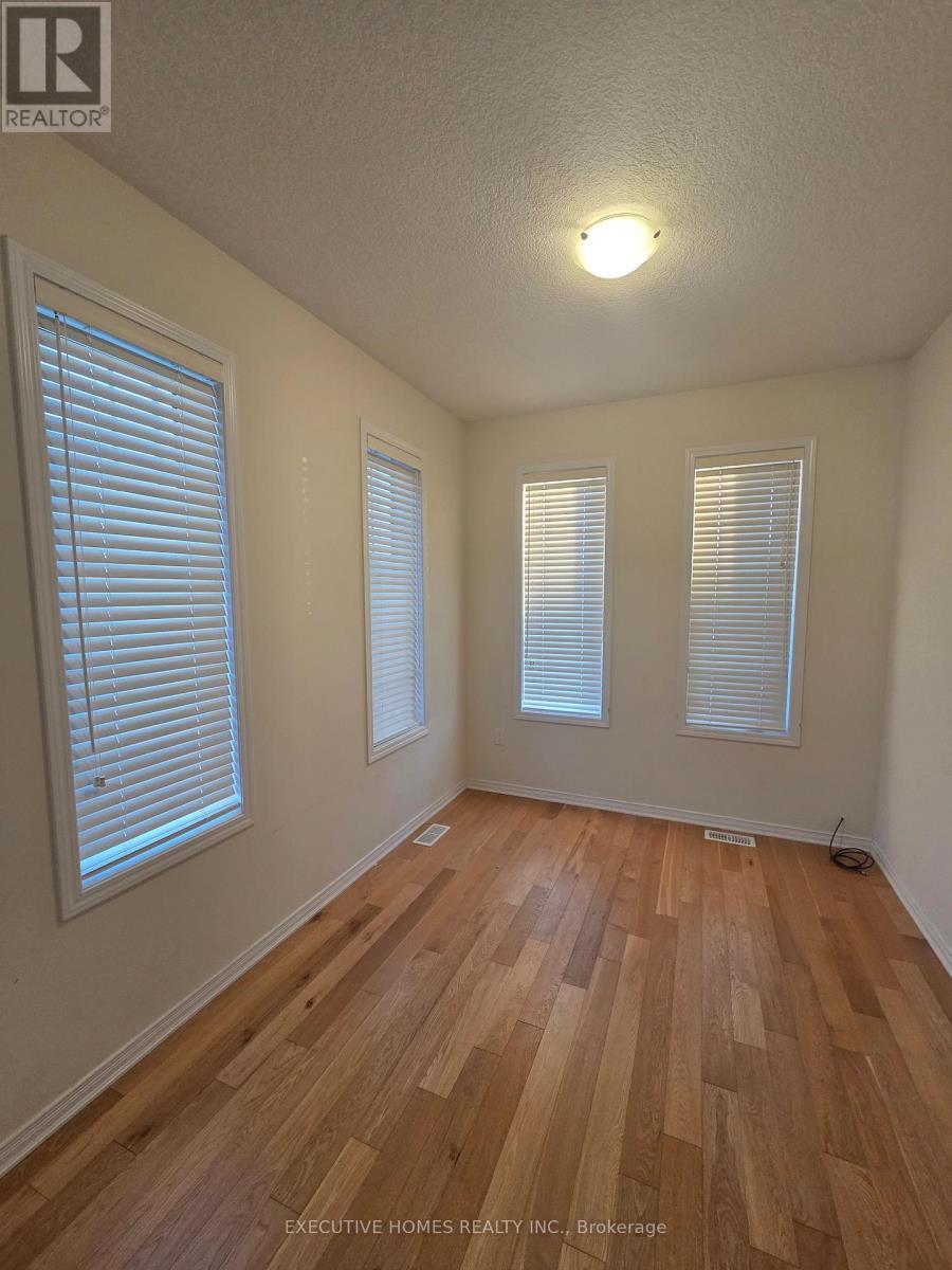 204 Maclachlan Avenue, Haldimand, ON - Indoor Photo Showing Other Room