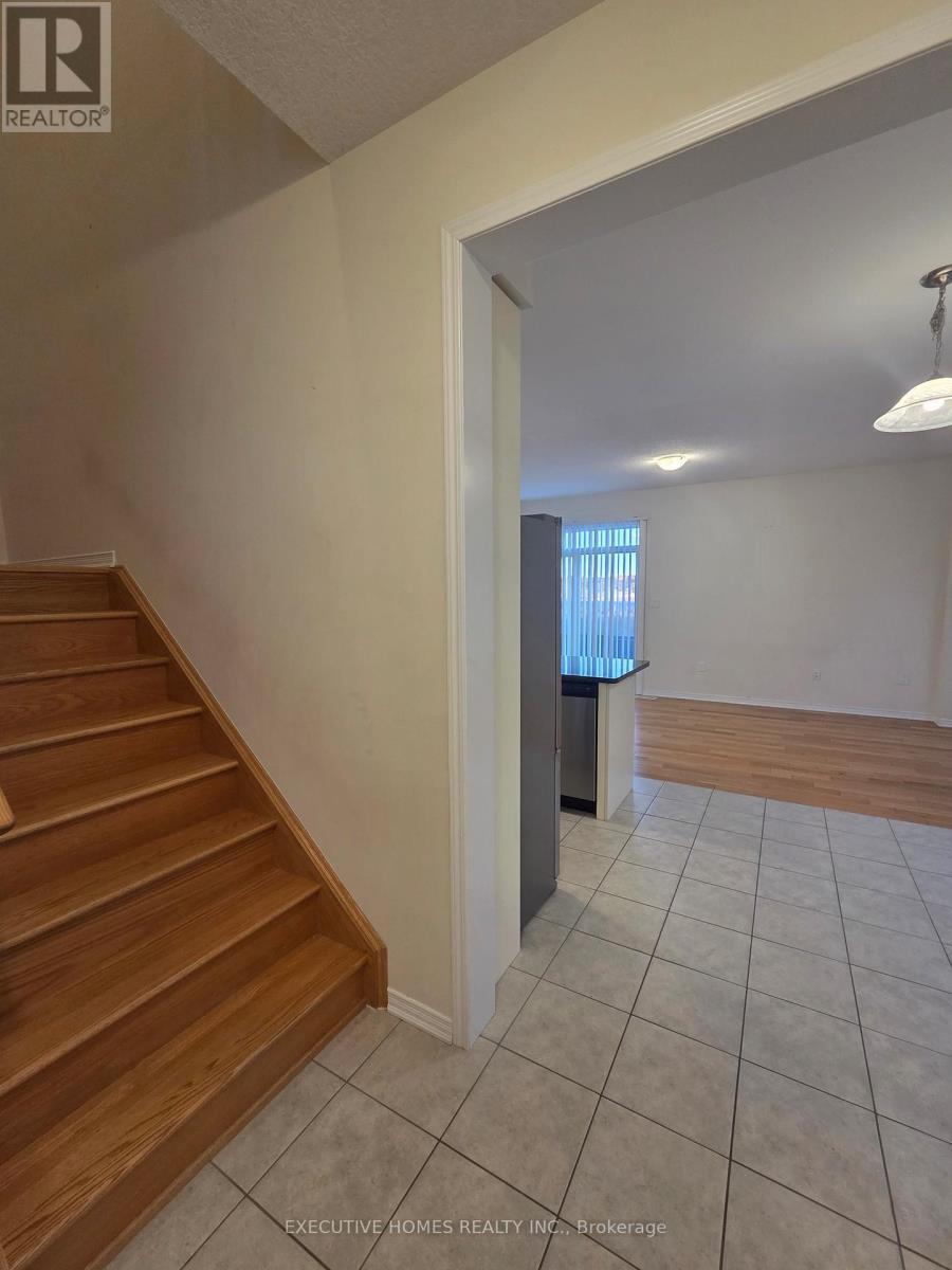 204 Maclachlan Avenue, Haldimand, ON - Indoor Photo Showing Other Room