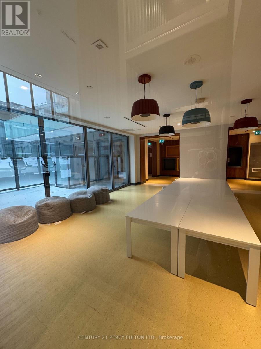 511 - 8 Olympic Gardens Drive, Toronto, ON - Indoor Photo Showing Other Room