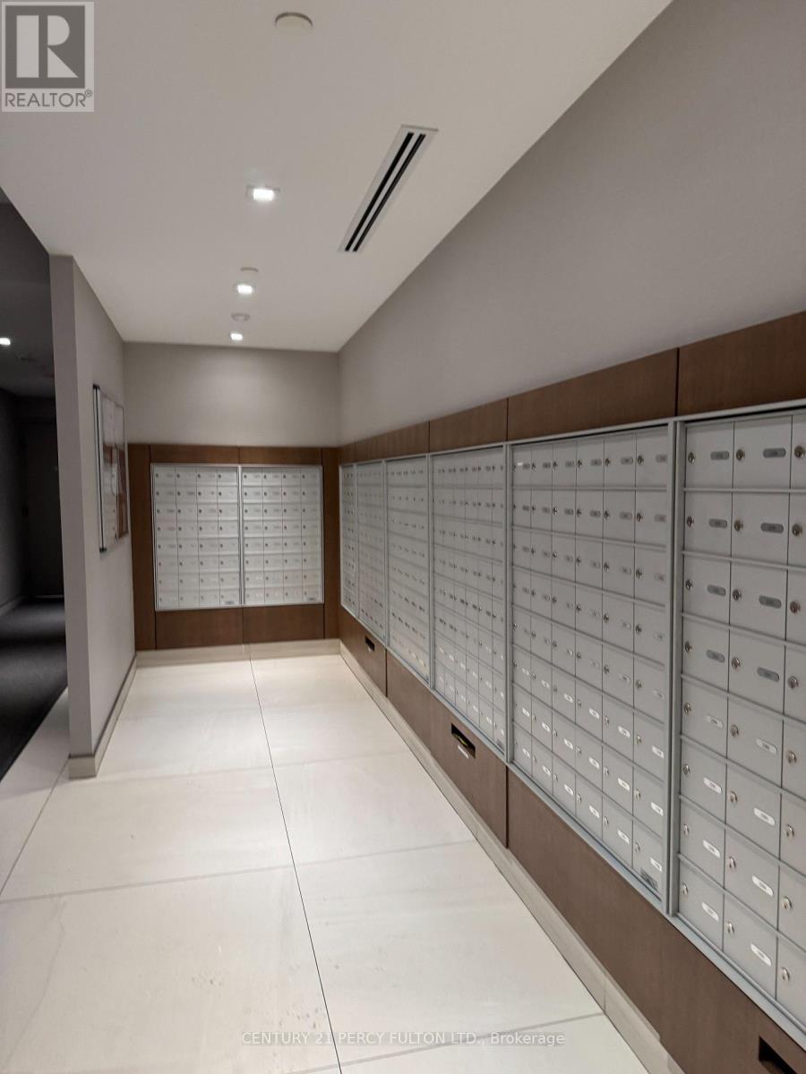 511 - 8 Olympic Gardens Drive, Toronto, ON - Indoor Photo Showing Other Room