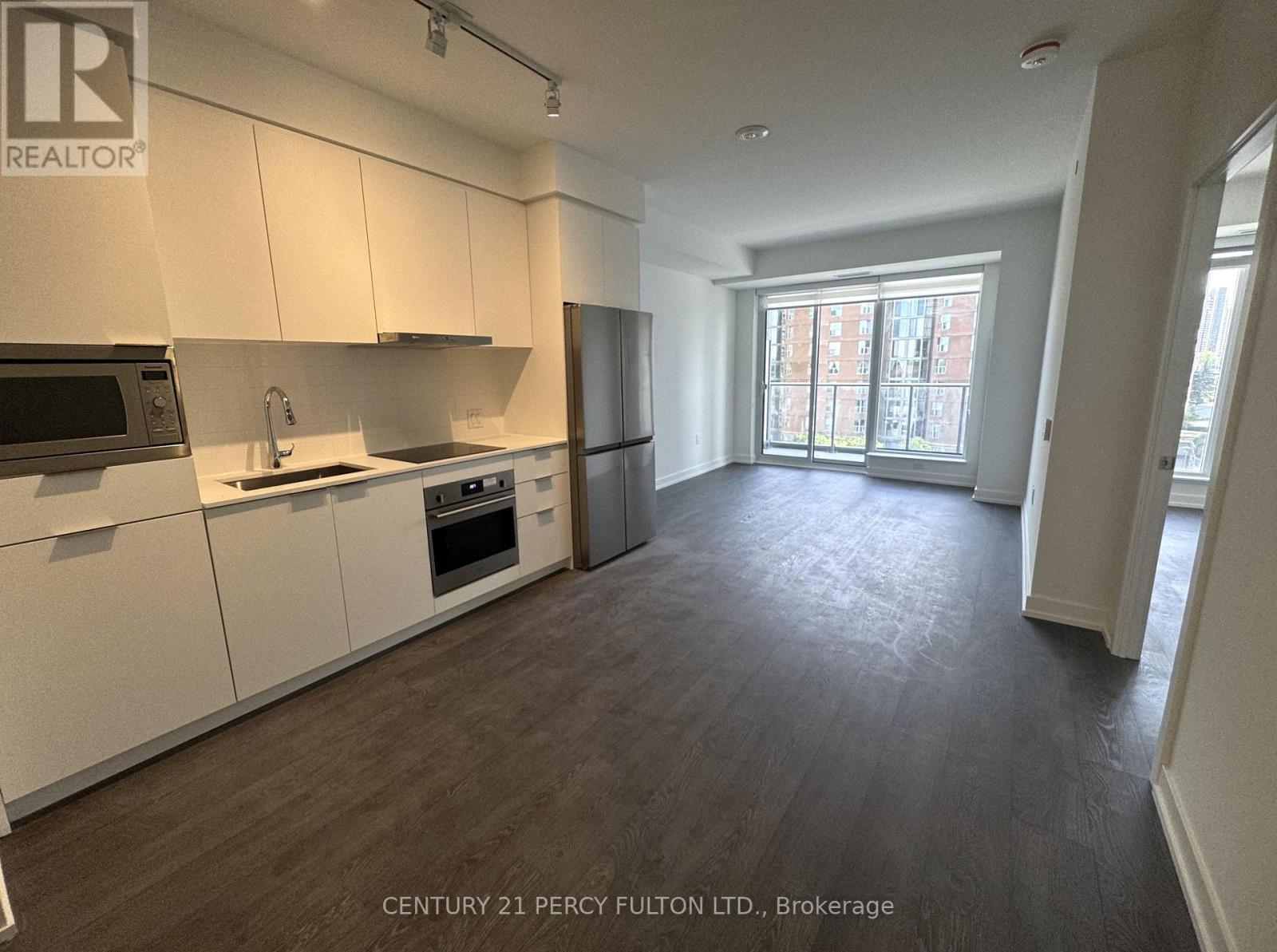 511 - 8 Olympic Gardens Drive, Toronto, ON - Indoor Photo Showing Kitchen