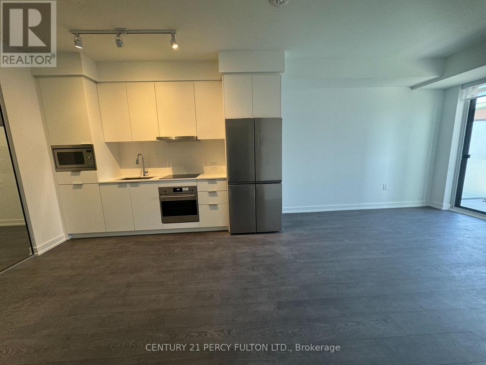 511 - 8 Olympic Gardens Drive, Toronto, ON - Indoor Photo Showing Kitchen