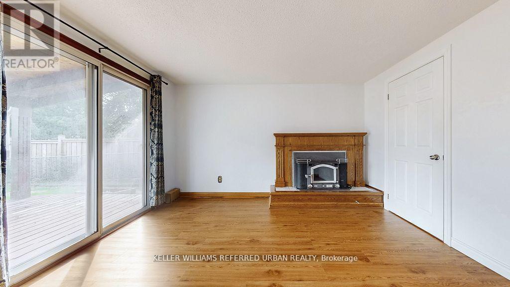 15 Thistlewaite Crescent, Toronto, ON - Indoor With Fireplace