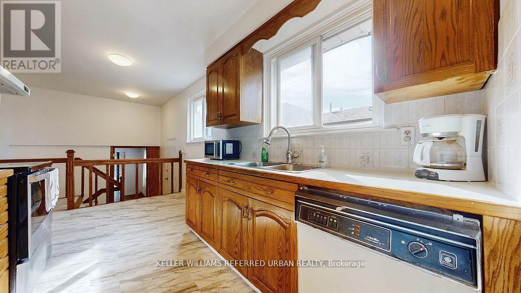 15 Thistlewaite Crescent, Toronto, ON - Indoor Photo Showing Kitchen With Double Sink