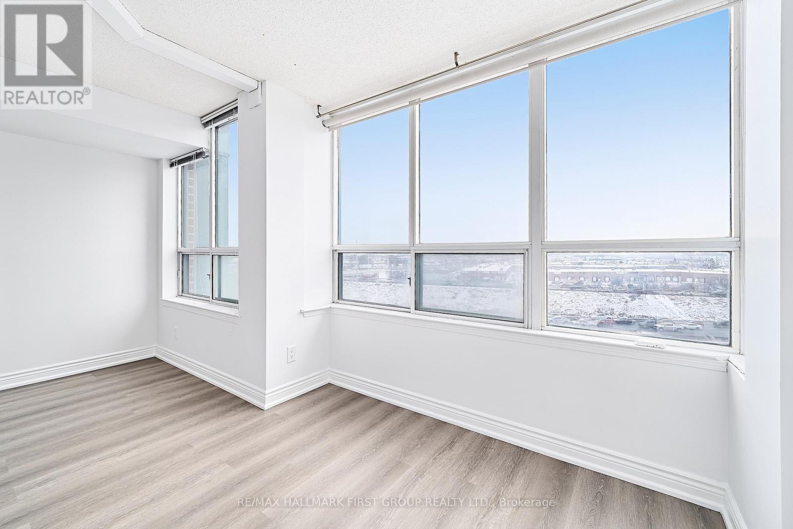 801 - 1625 Pickering Parkway, Pickering, ON - Indoor Photo Showing Other Room