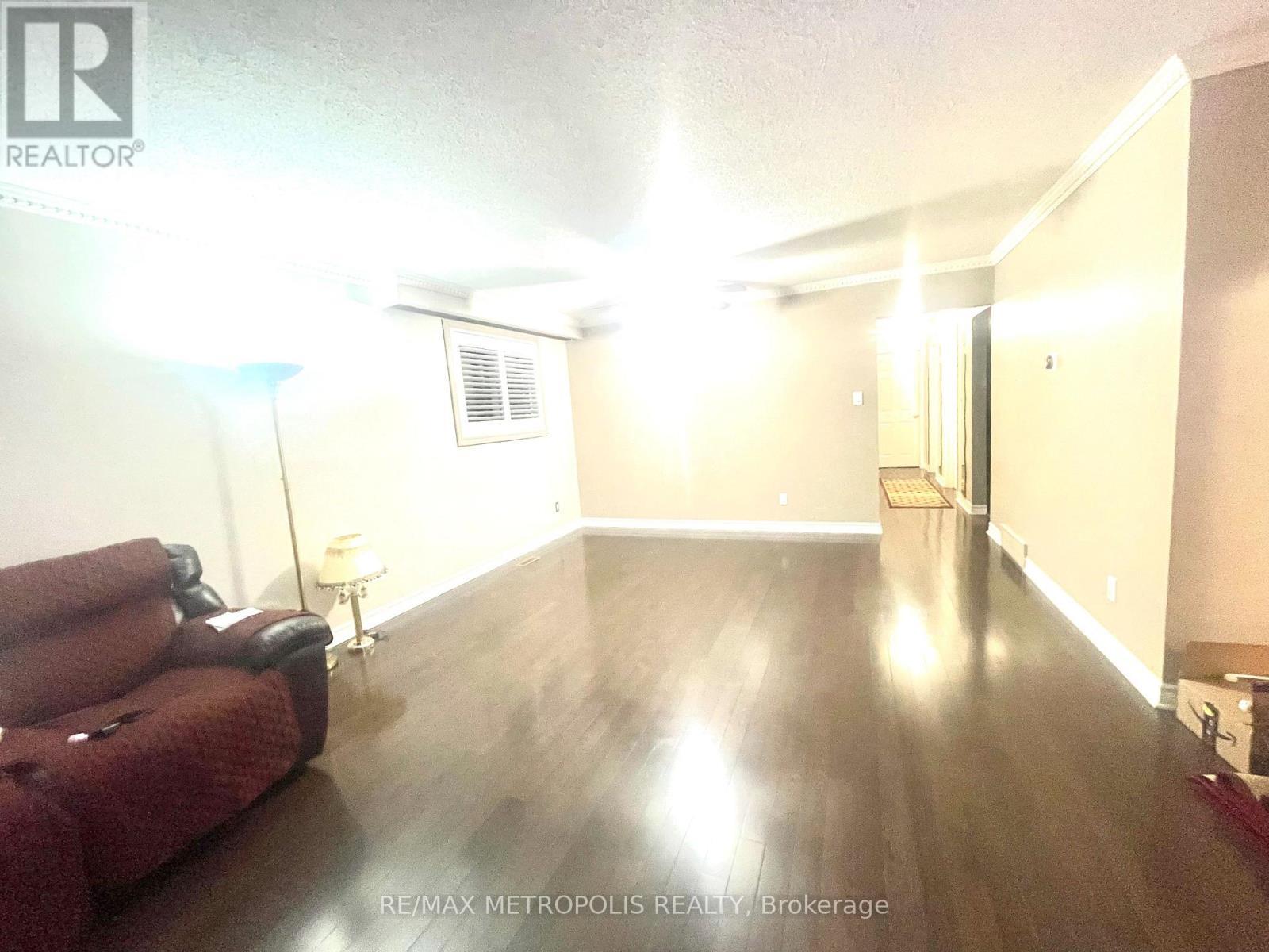29 Charles Tupper Drive, Toronto, ON - Indoor Photo Showing Other Room