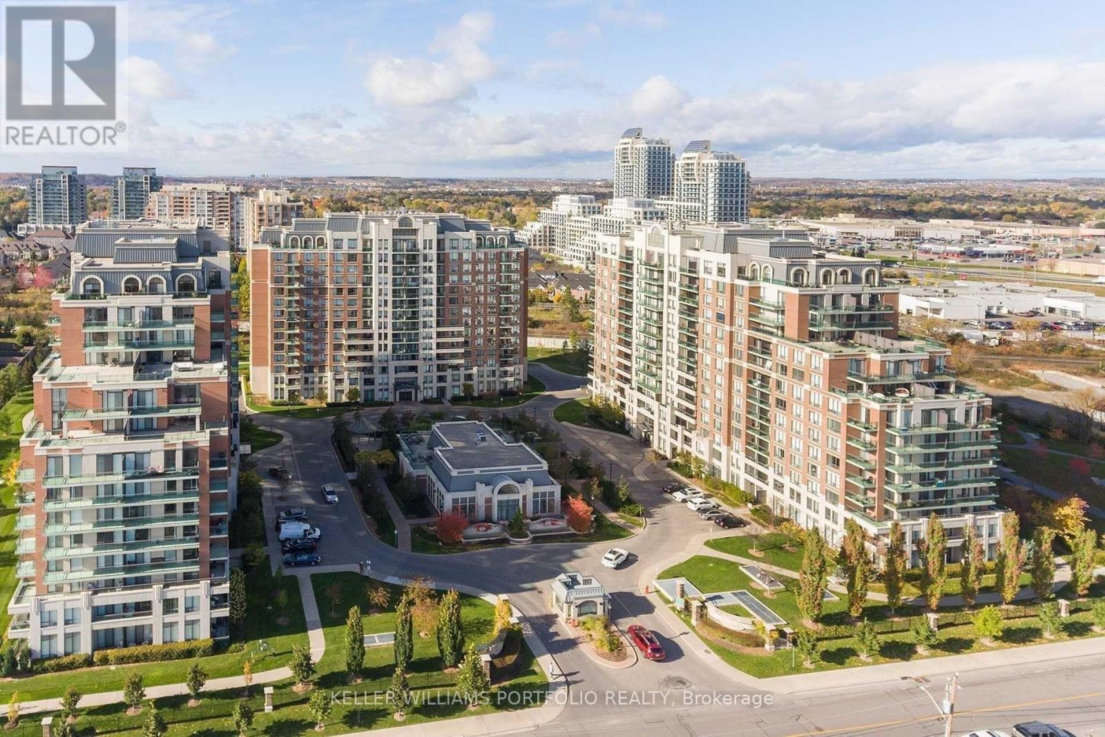 1210 - 350 Red Maple Road, Richmond Hill, ON - Outdoor With View