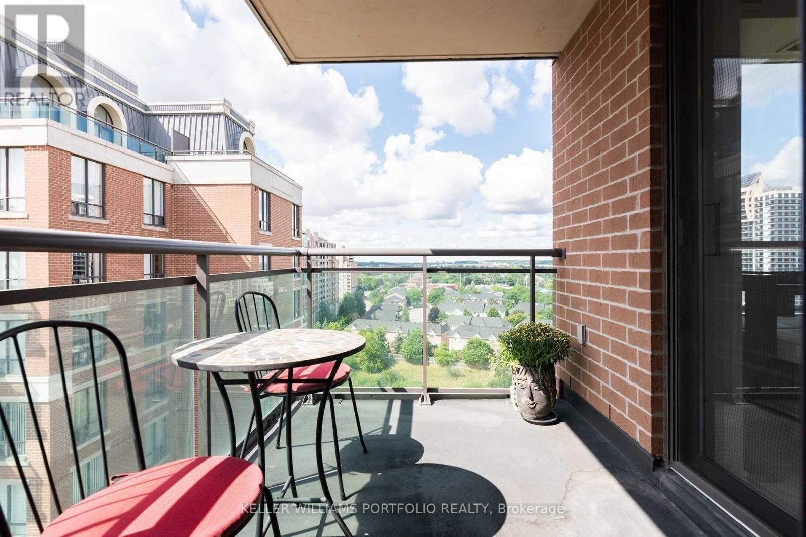 1210 - 350 Red Maple Road, Richmond Hill, ON - Outdoor With Exterior