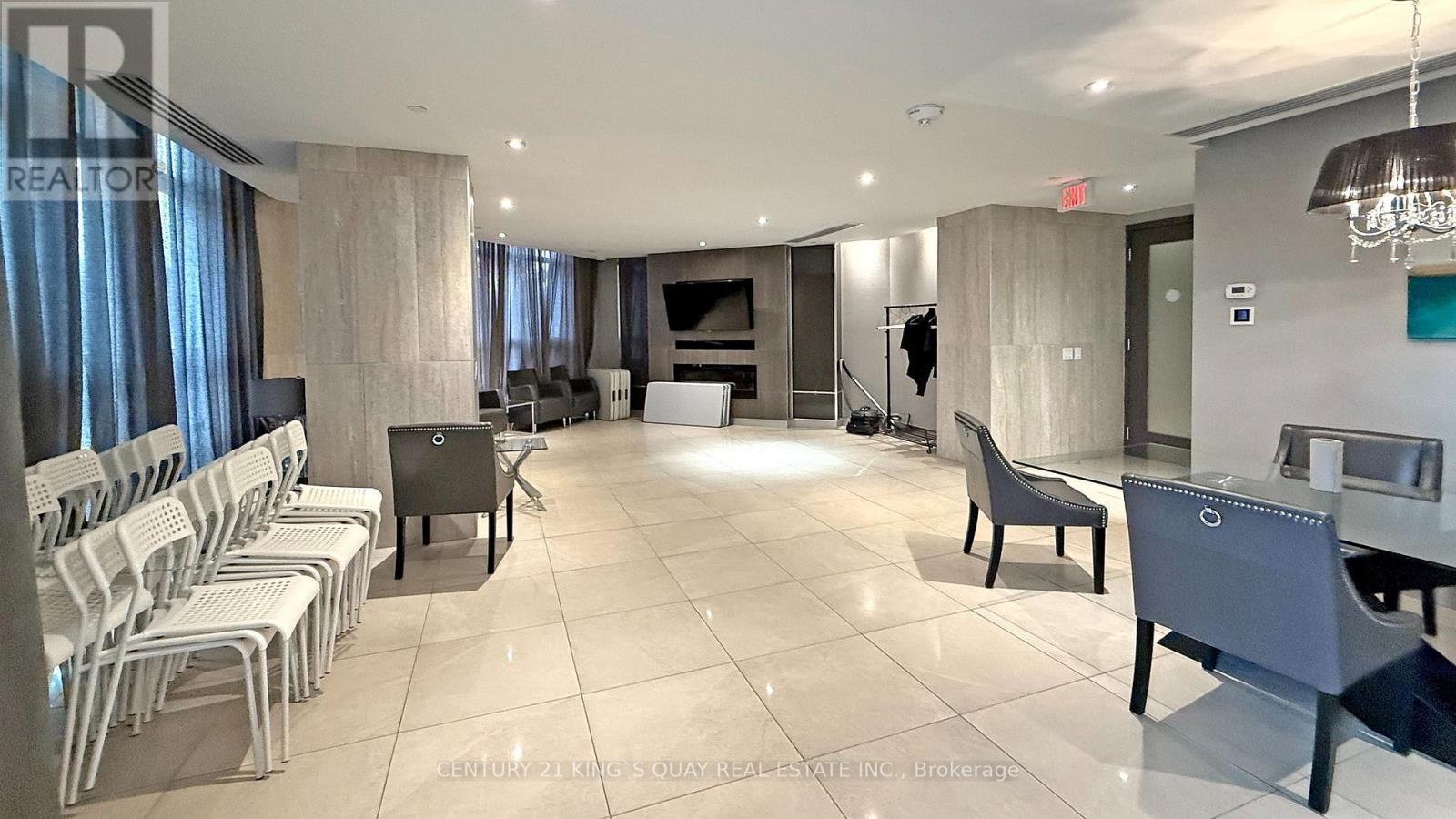 806 - 8323 Kennedy Road, Markham, ON - Indoor