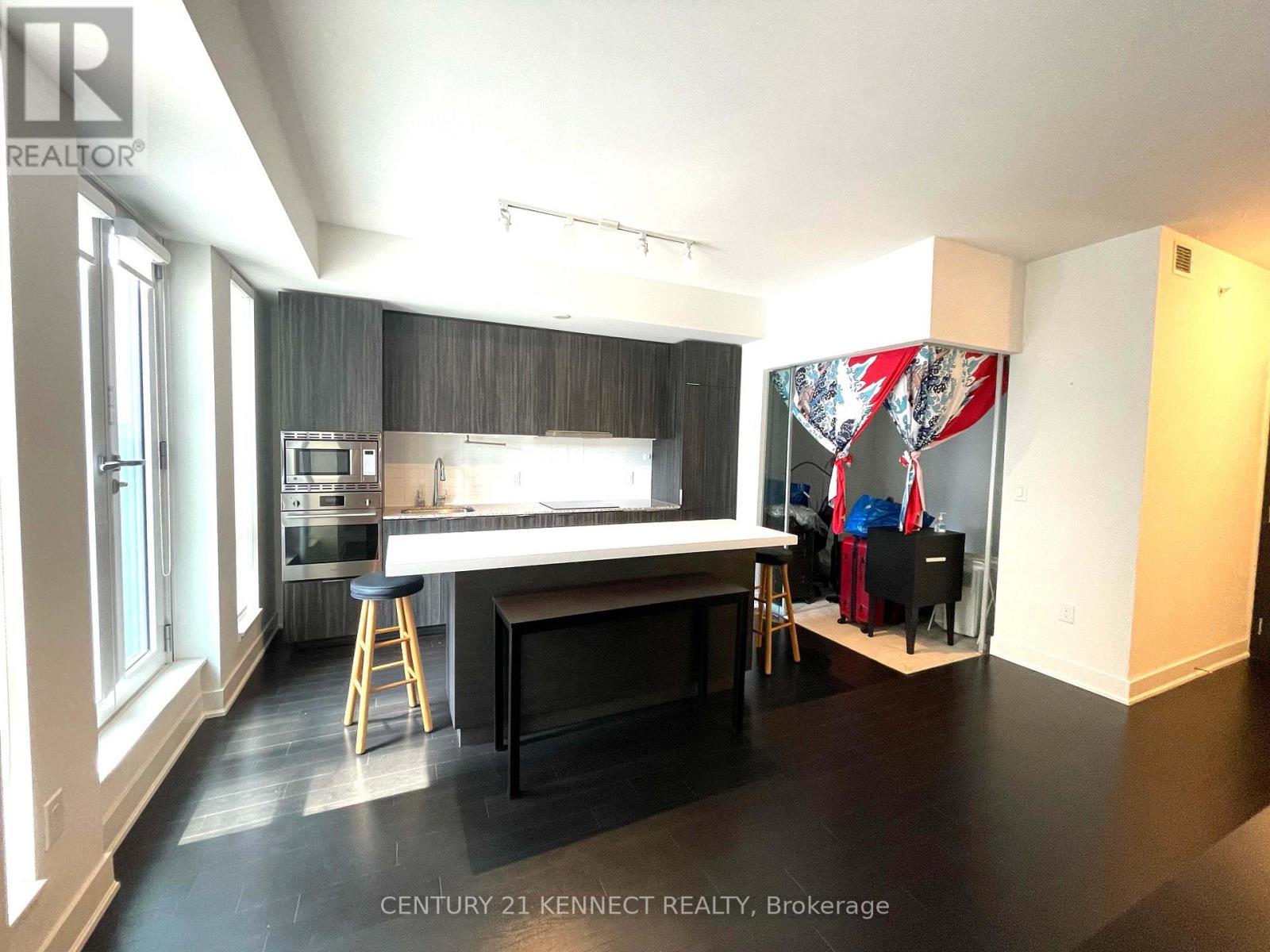 312 - 955 Bay Street, Toronto, ON - Indoor