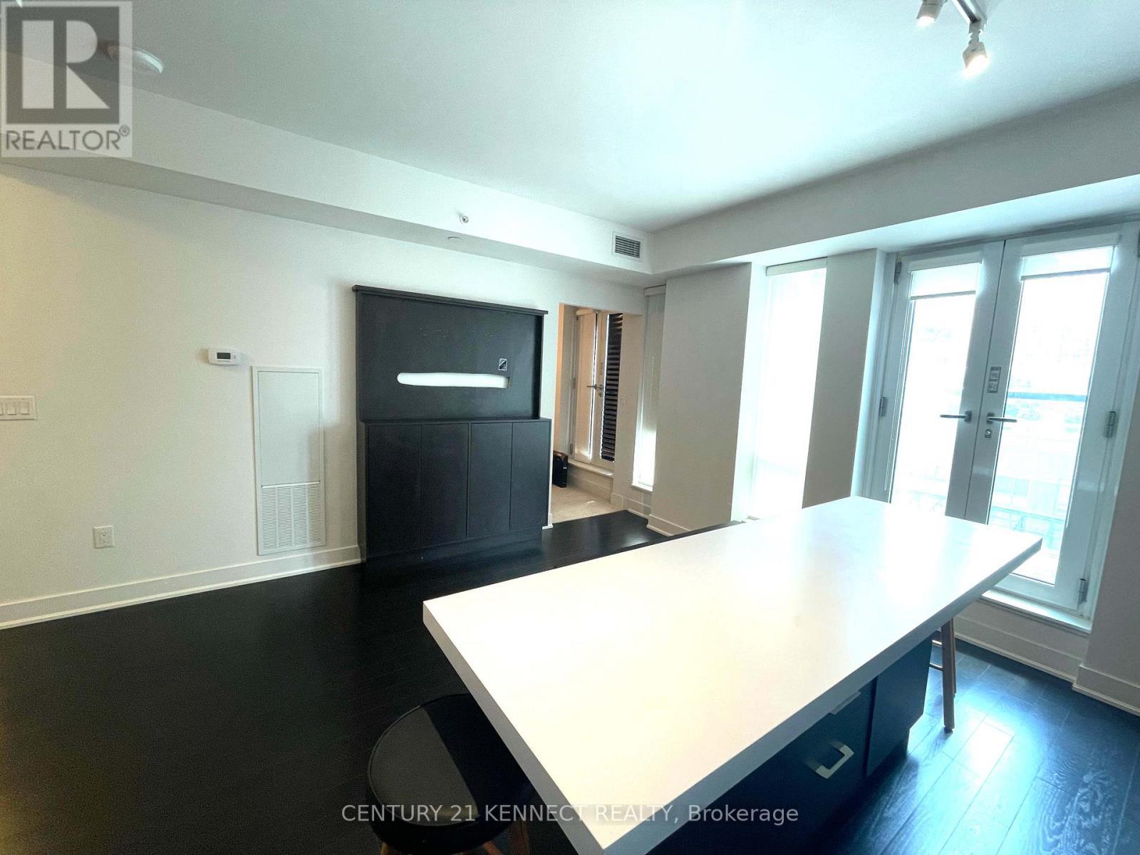 312 - 955 Bay Street, Toronto, ON - Indoor