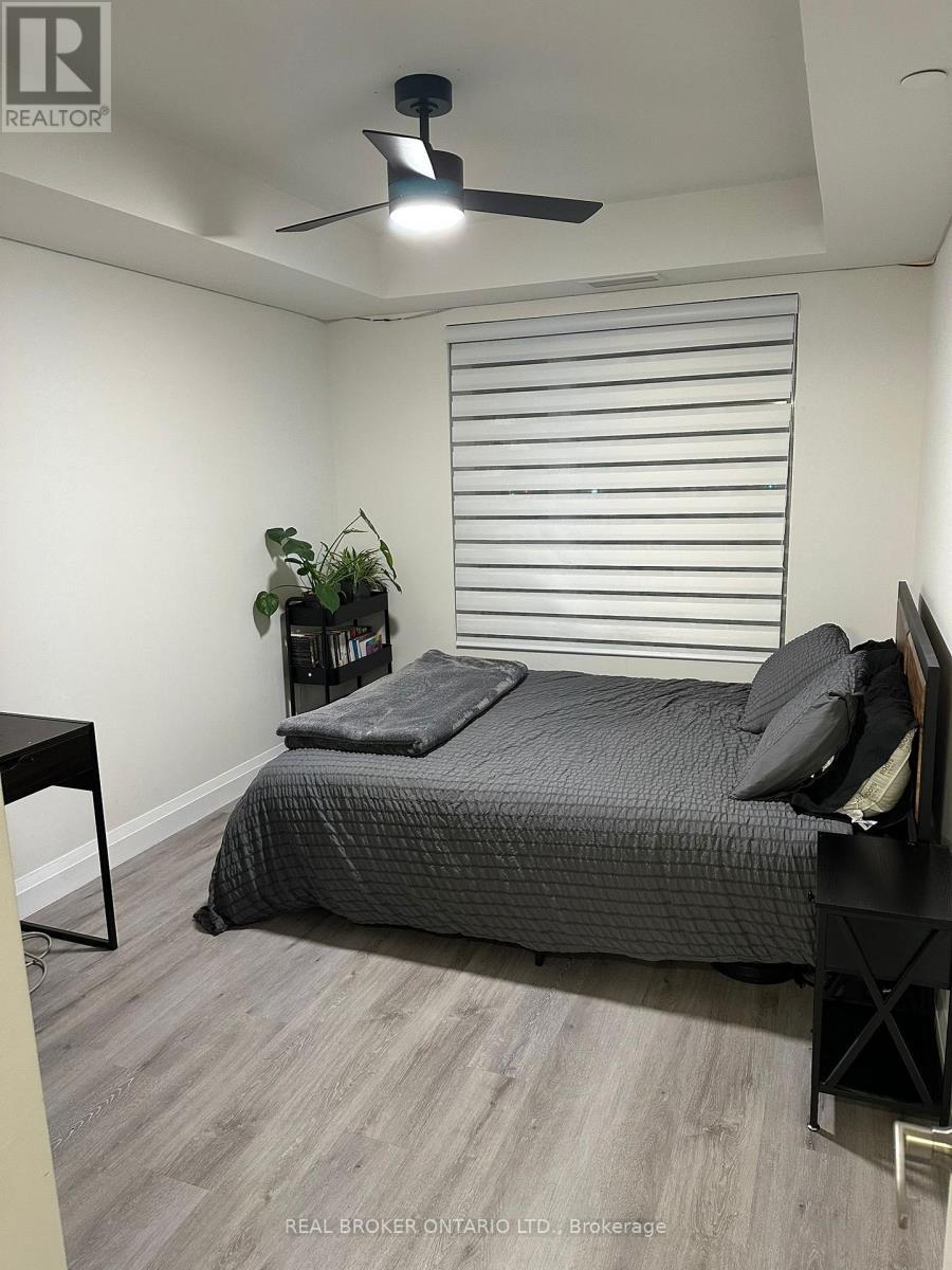 802 - 58 Lakeside Terrace, Barrie, ON - Indoor Photo Showing Bedroom