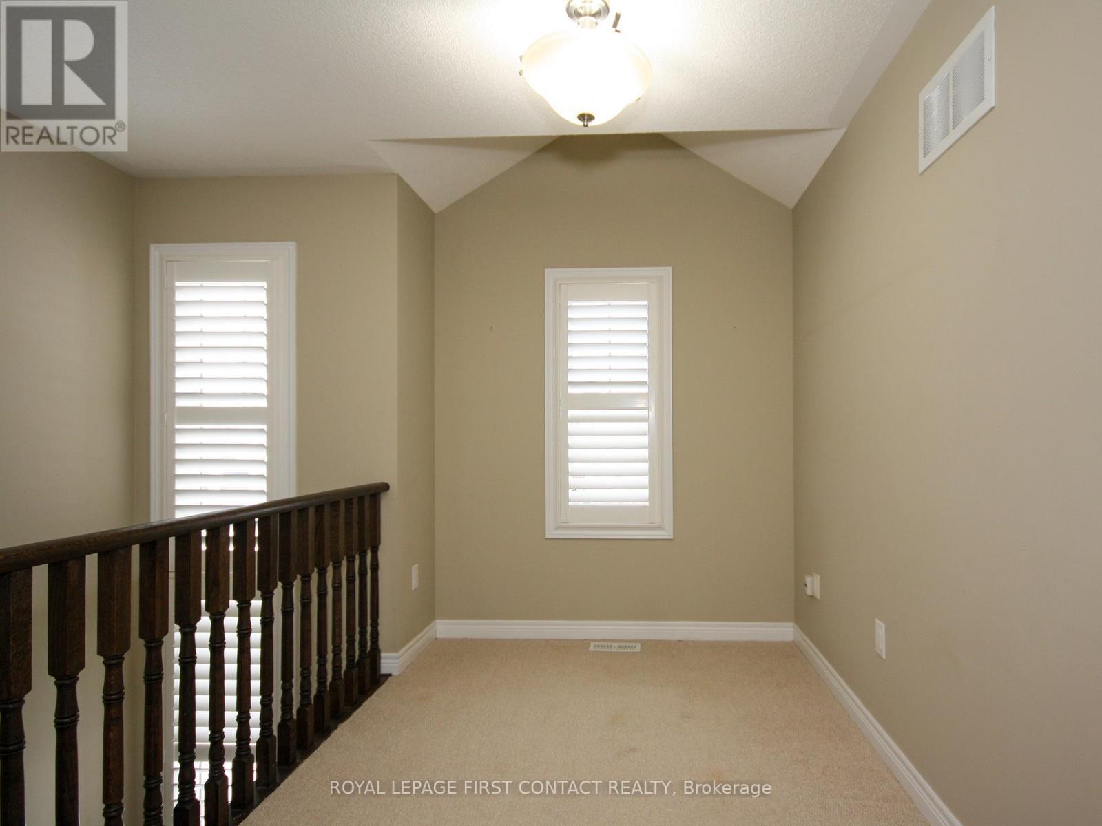 30 Forsyth Crescent, Springwater, ON - Indoor Photo Showing Other Room