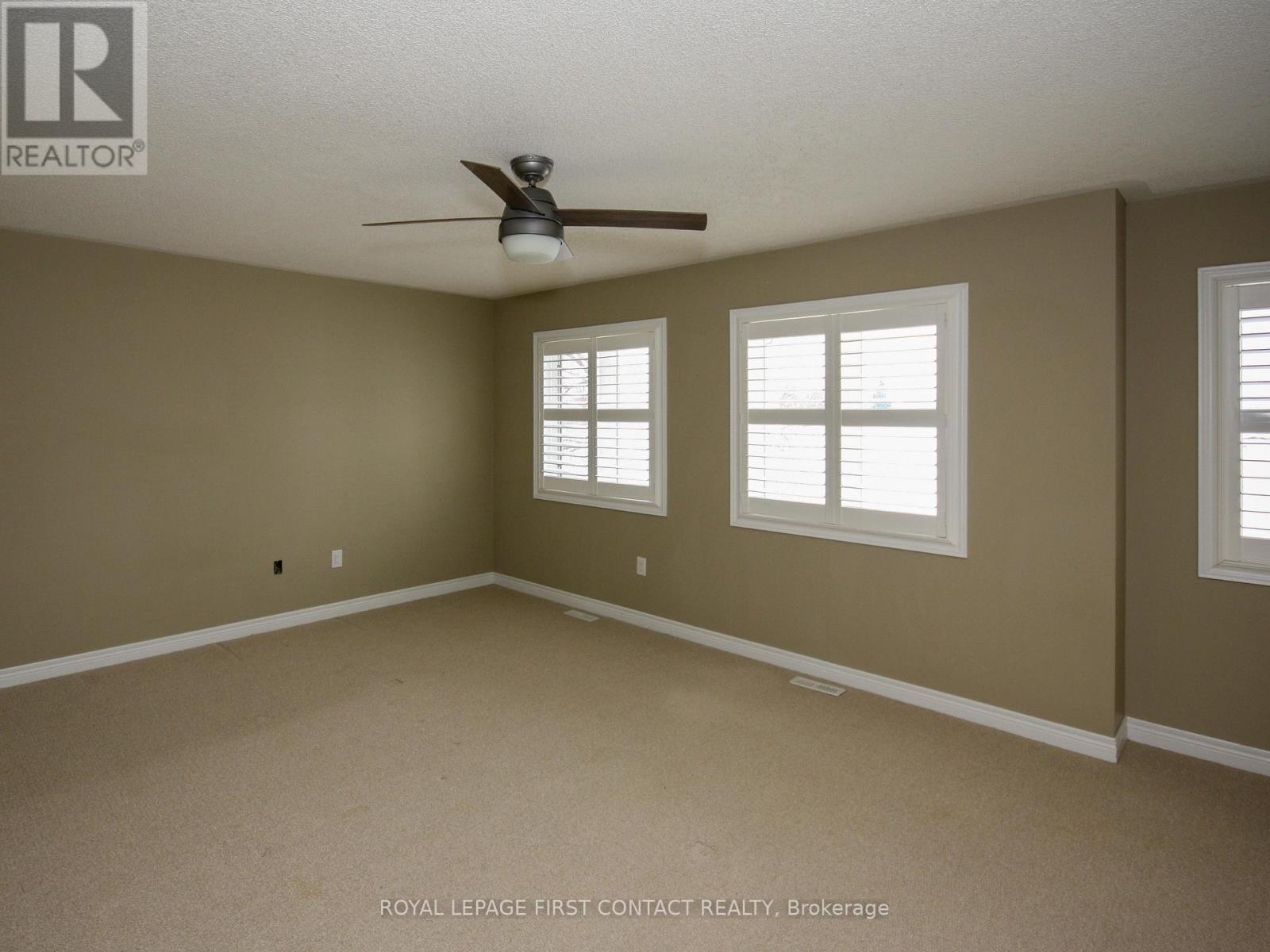 30 Forsyth Crescent, Springwater, ON - Indoor Photo Showing Other Room