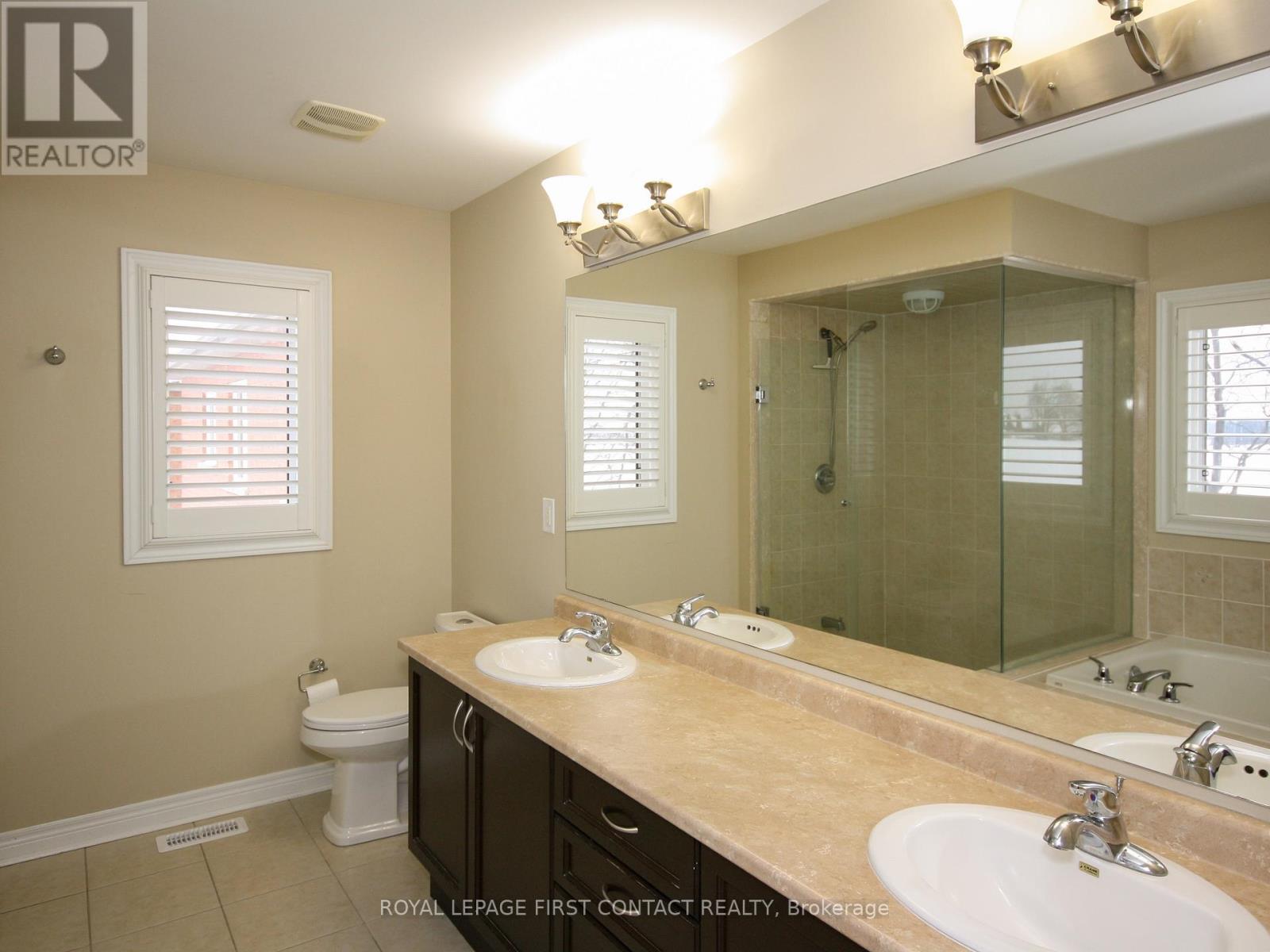 30 Forsyth Crescent, Springwater, ON - Indoor Photo Showing Bathroom