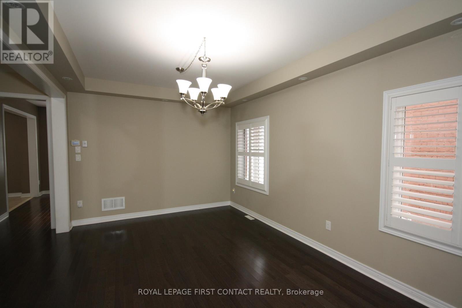 30 Forsyth Crescent, Springwater, ON - Indoor Photo Showing Other Room