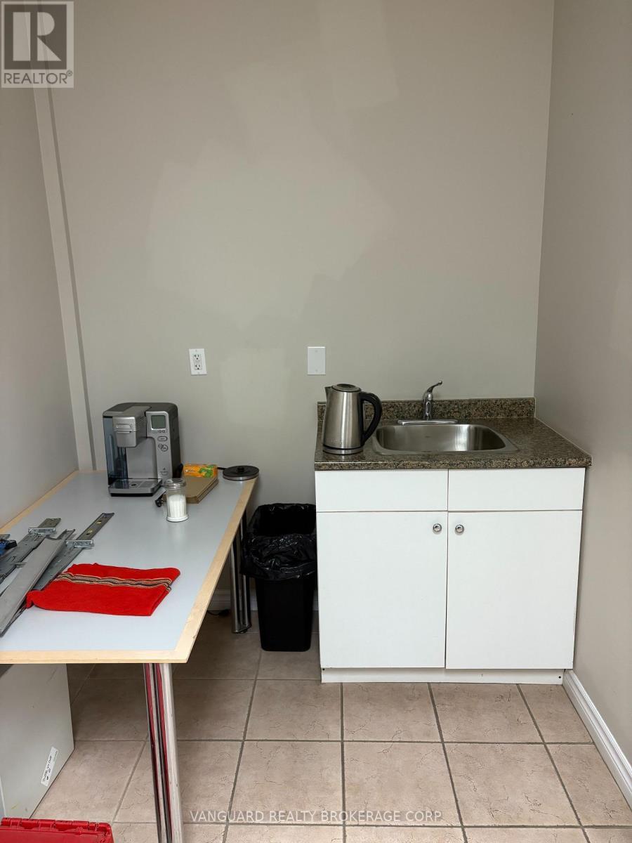 4A - 101 Simona Drive, Caledon, ON