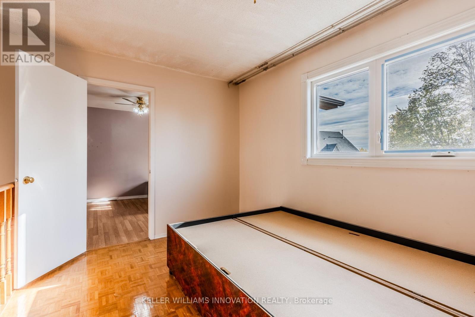 8 Dingwall Court, Brampton, ON - Indoor Photo Showing Other Room