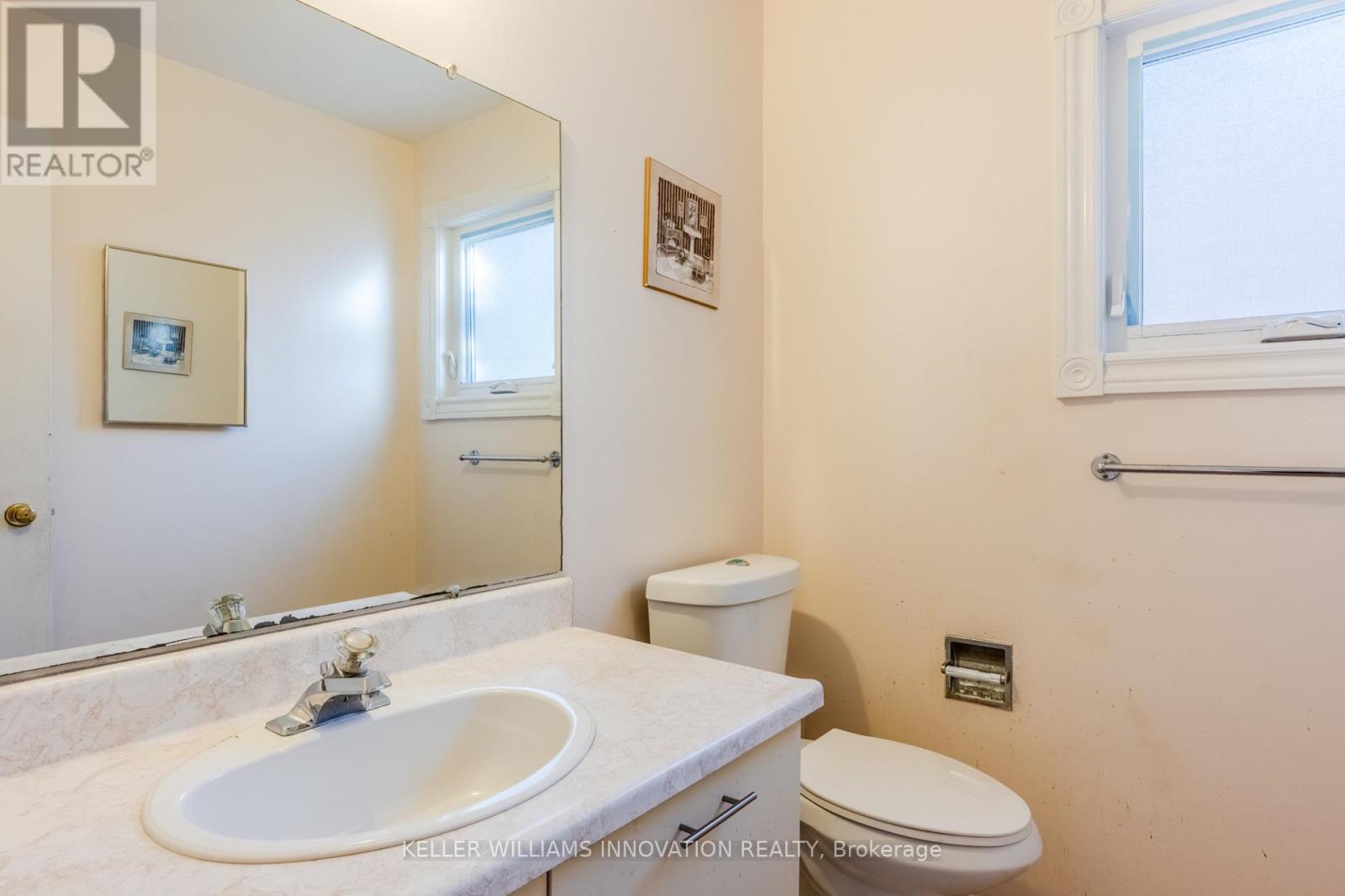 8 Dingwall Court, Brampton, ON - Indoor Photo Showing Bathroom